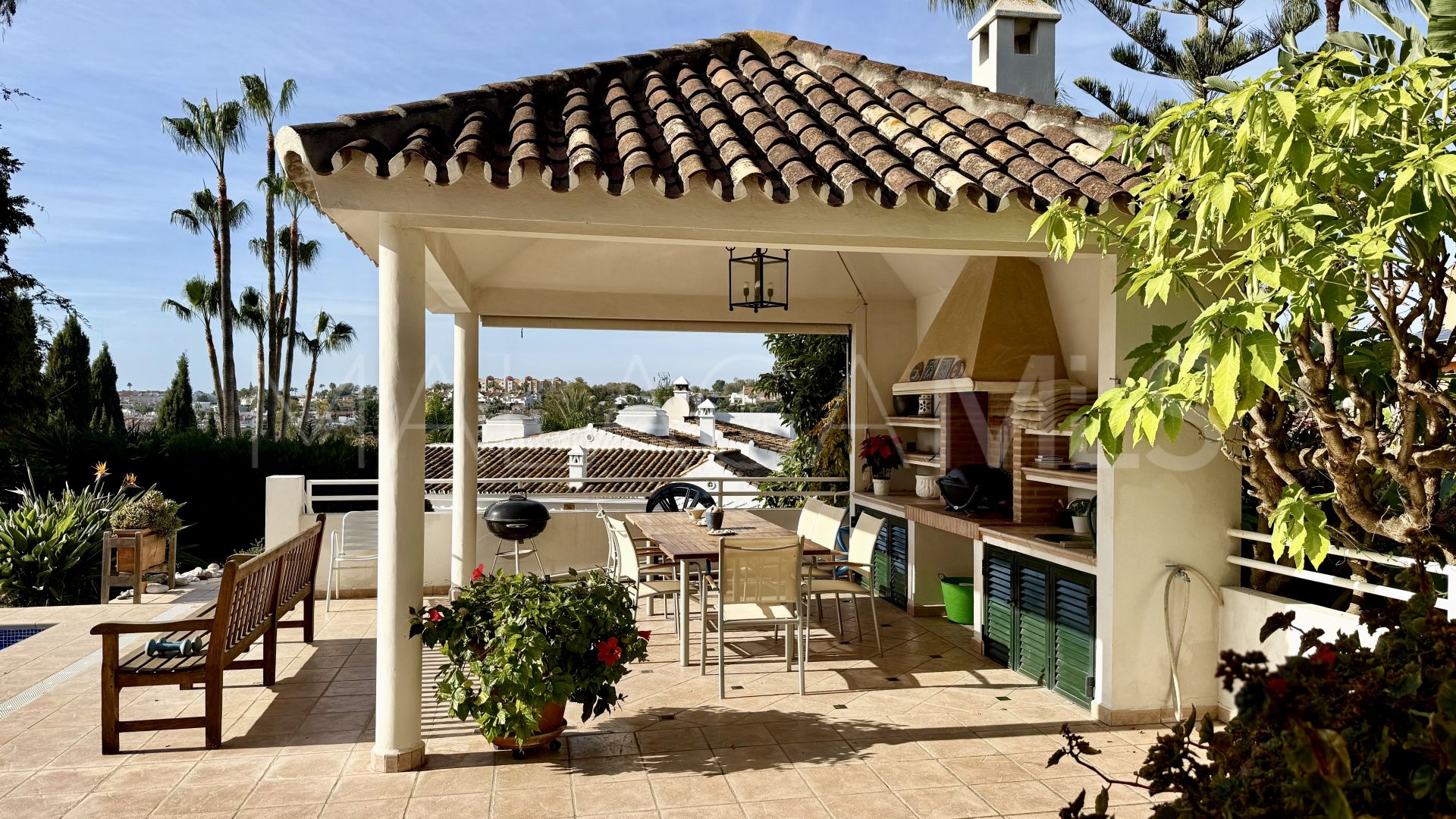 Villa for sale in Guadalmina Alta