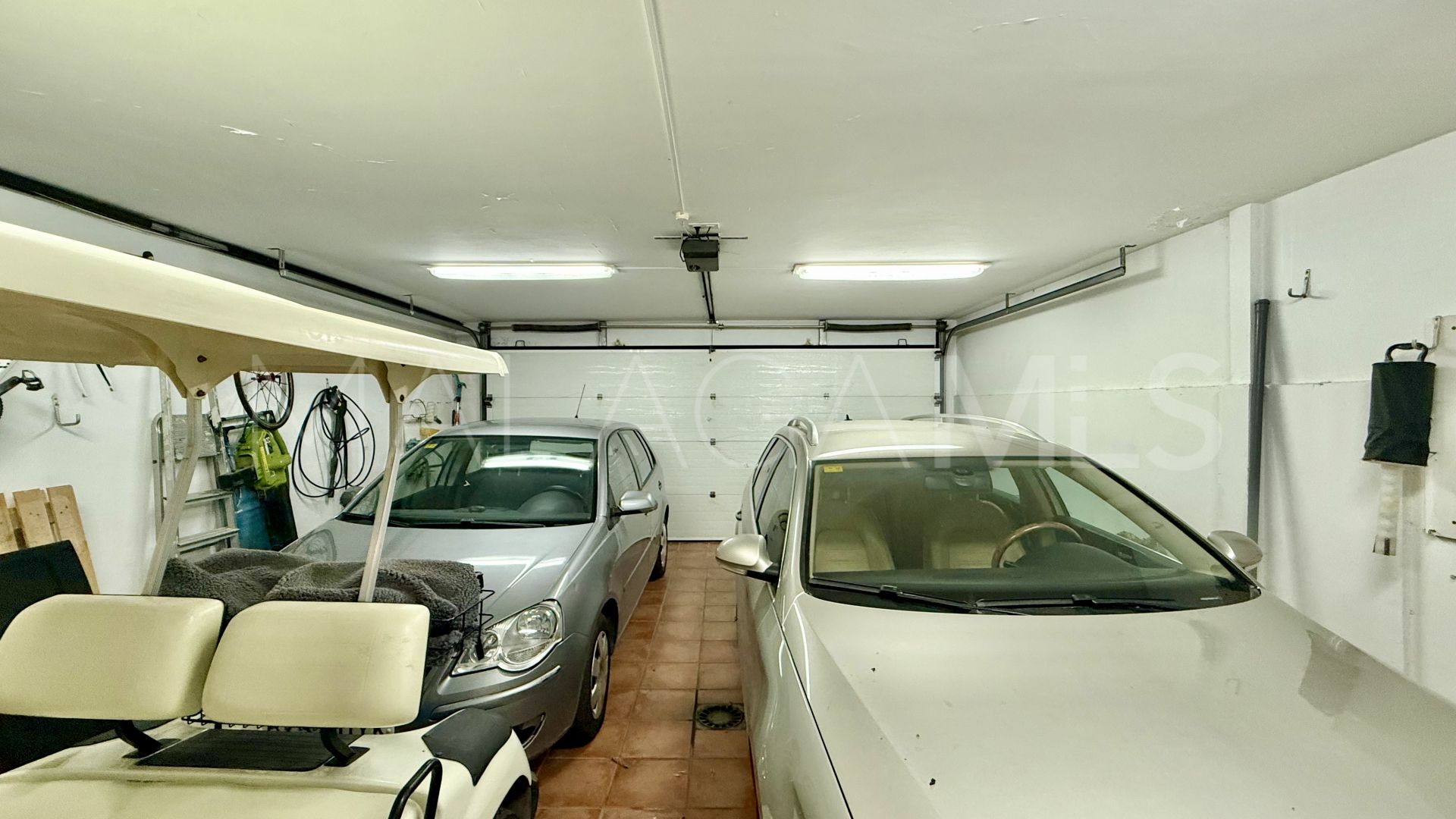 Villa for sale in Guadalmina Alta