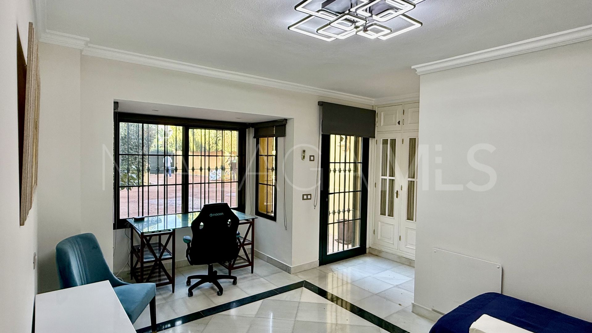 Villa for sale in Casasola