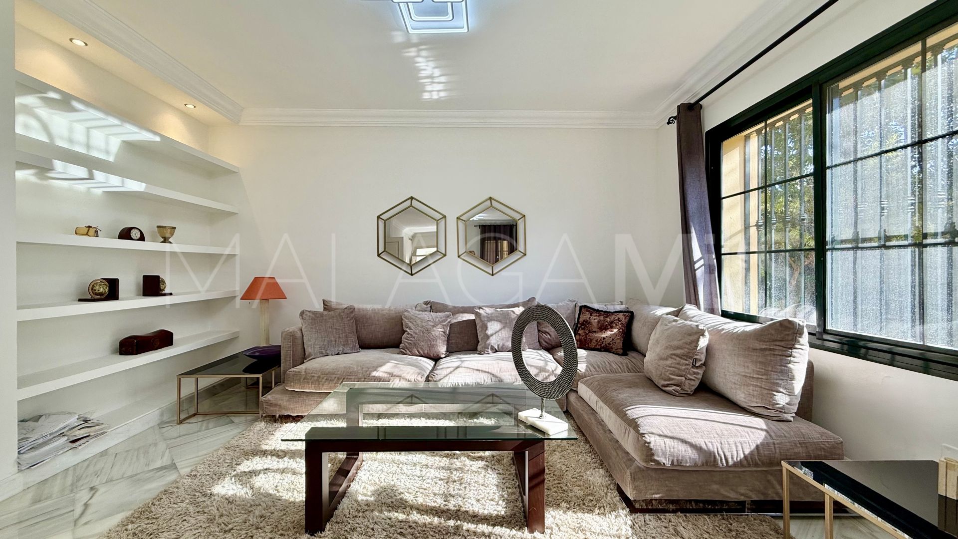 Villa for sale in Casasola