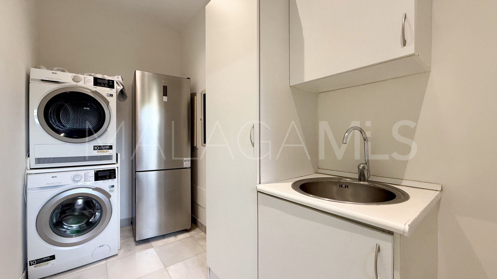 Villa for sale in Casasola