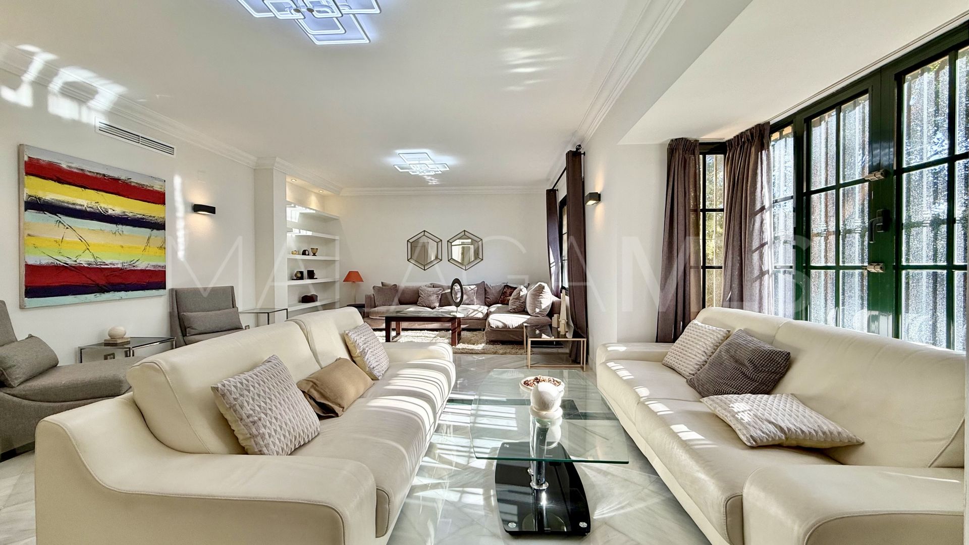 Villa for sale in Casasola