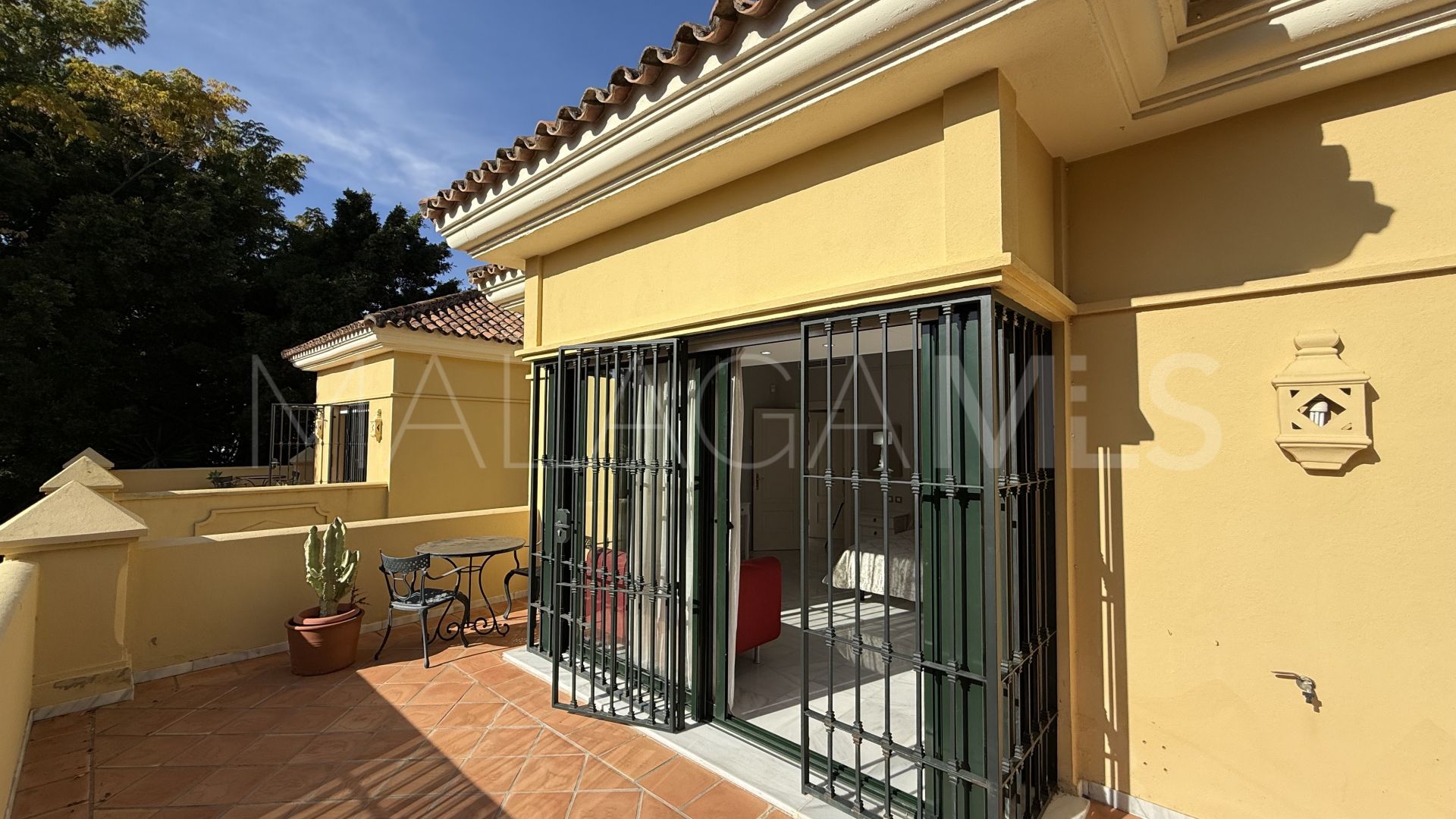 Villa for sale in Casasola