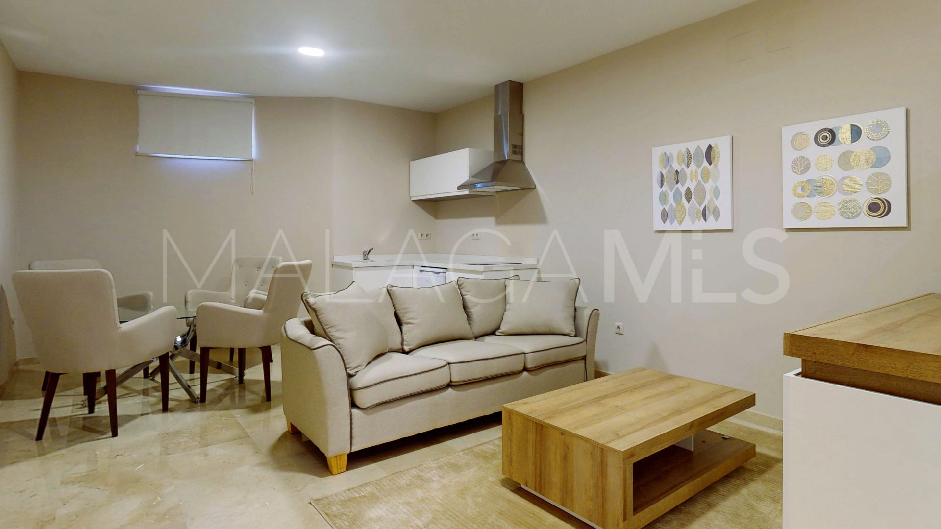 Villa in Altos del Paraiso for sale