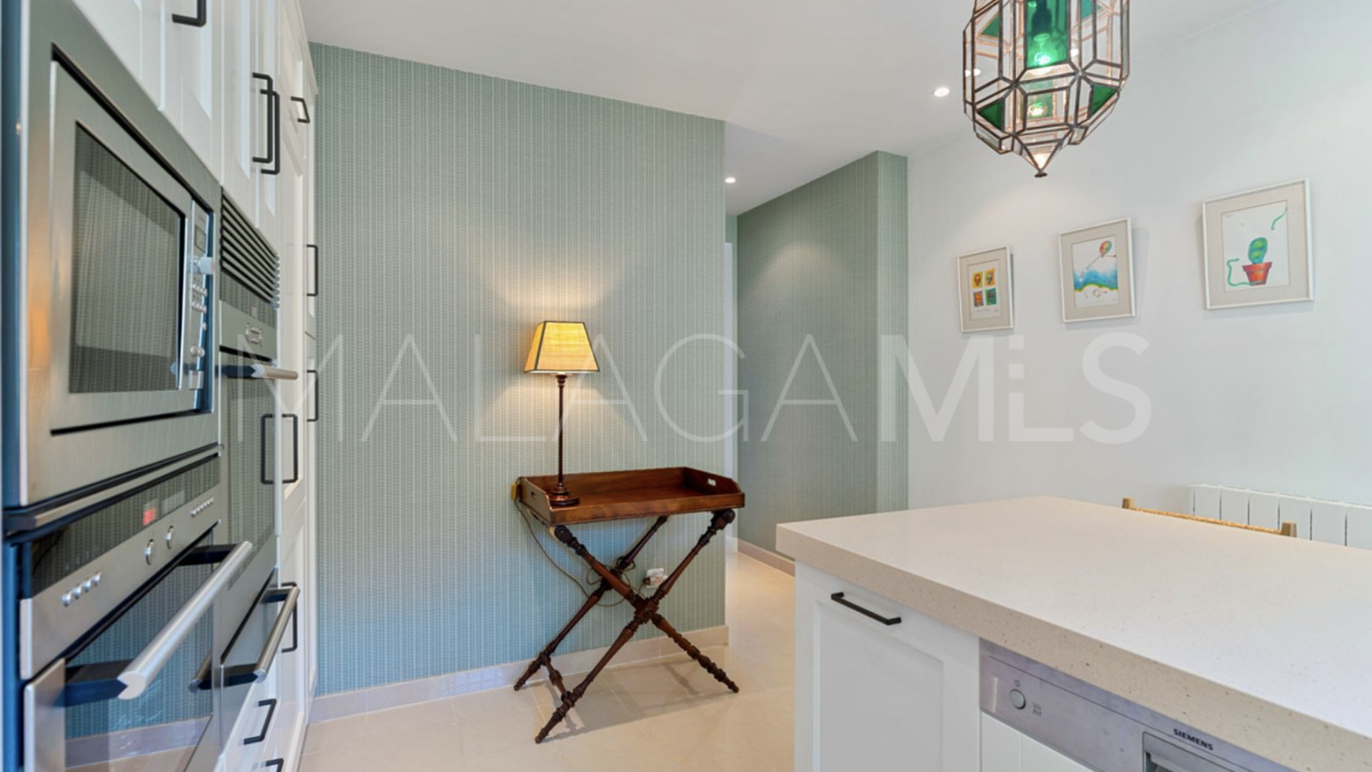 Villa for sale in El Paraiso