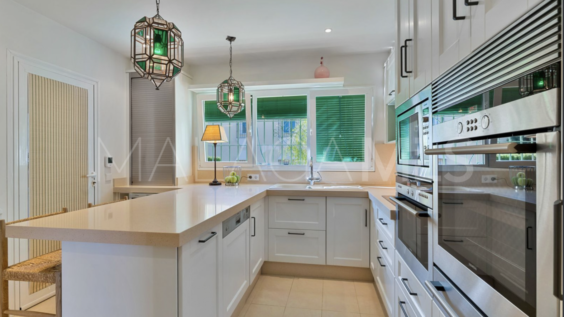 Villa for sale in El Paraiso