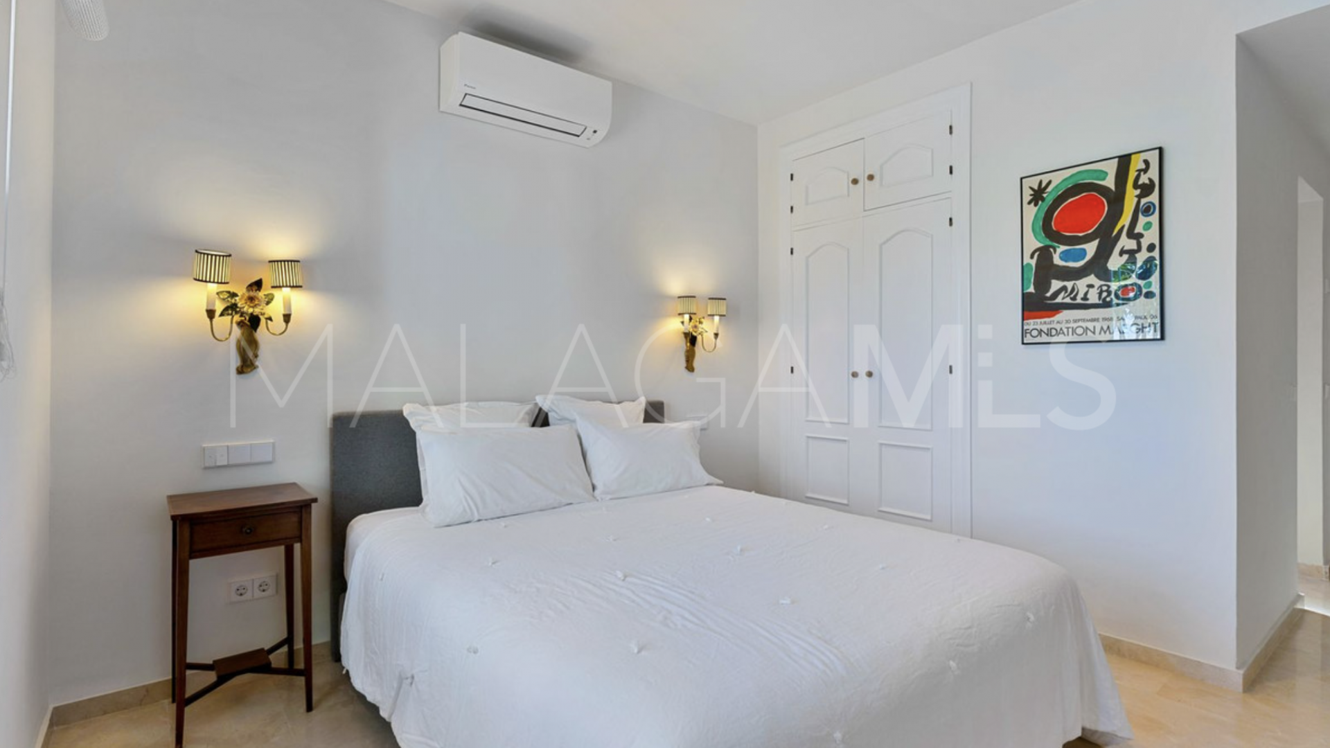 Villa for sale in El Paraiso