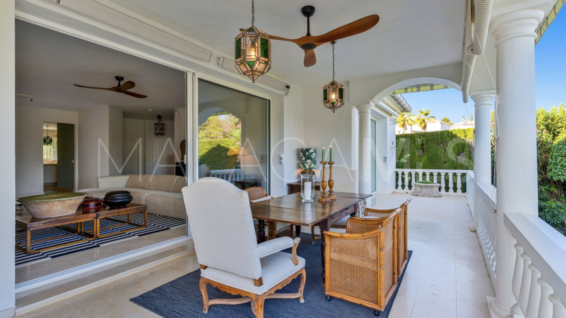 Villa for sale in El Paraiso