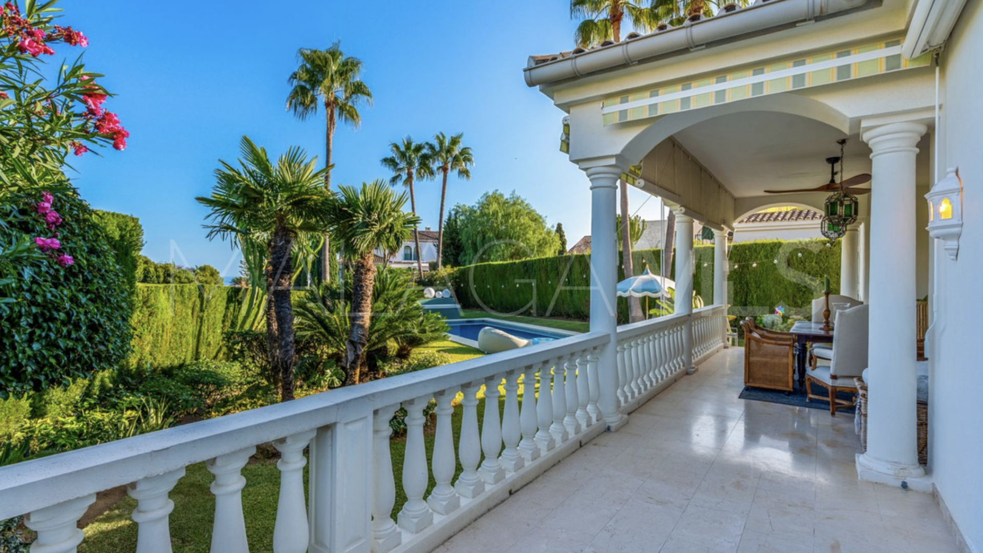 Villa for sale in El Paraiso