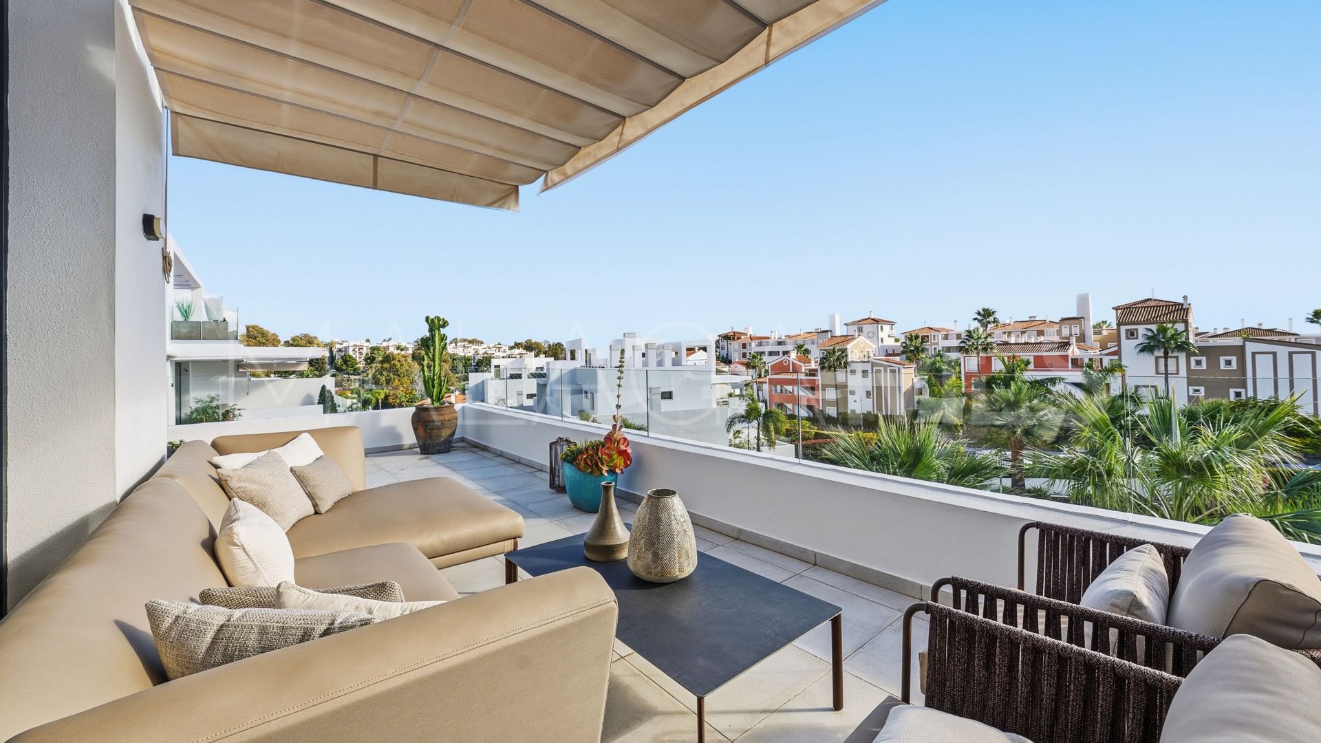 Duplex penthouse in Cortijo del Golf for sale