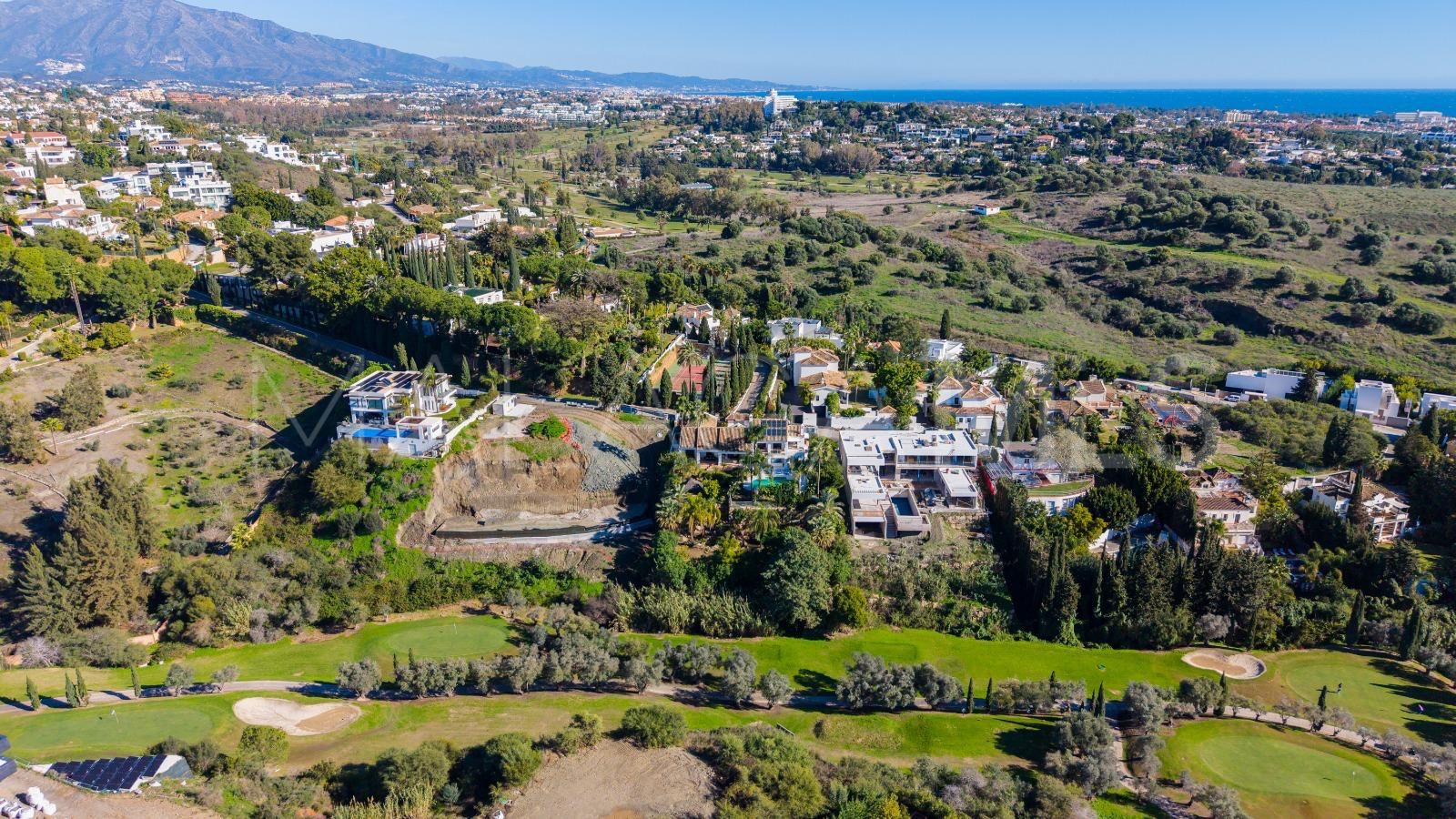 Villa for sale in El Paraiso