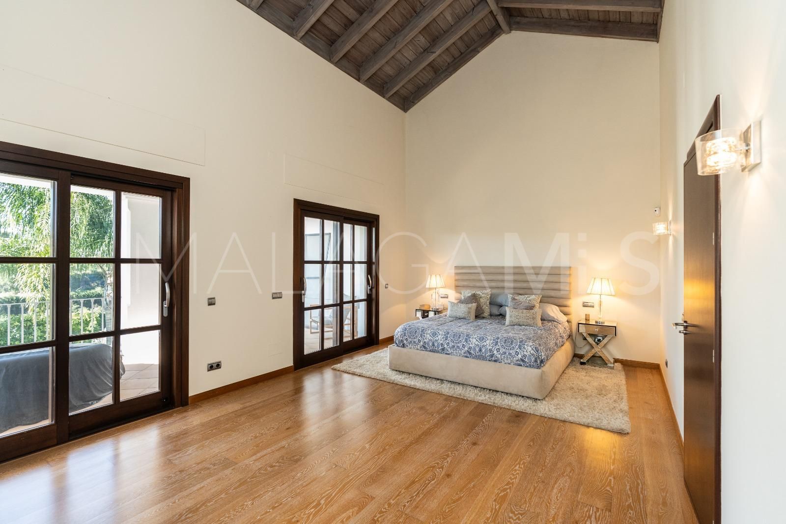 Villa for sale in El Paraiso