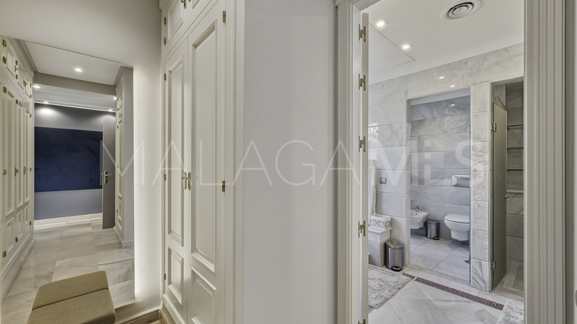 Villa for sale in Guadalmina Alta