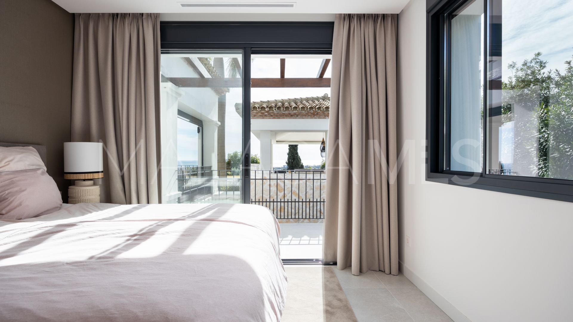 Los Flamingos, villa for sale