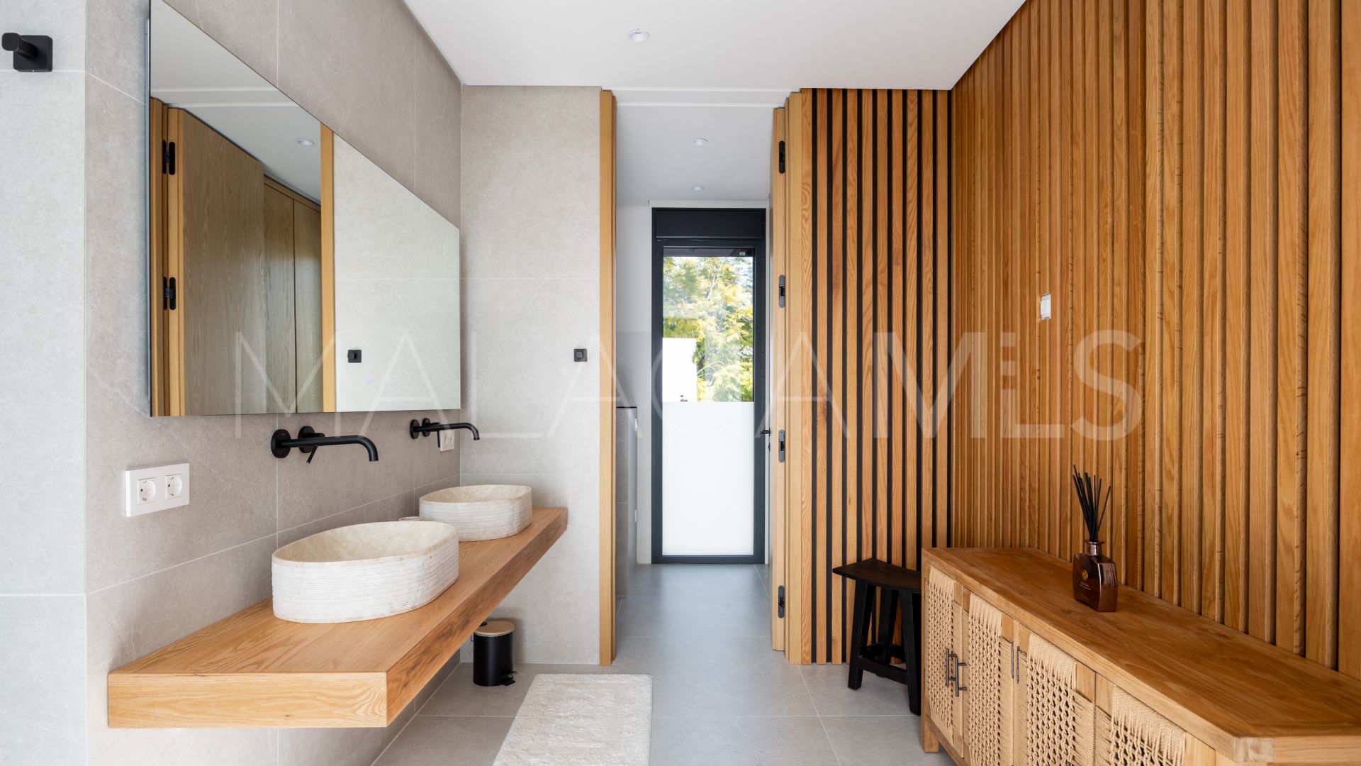 Los Flamingos, villa for sale