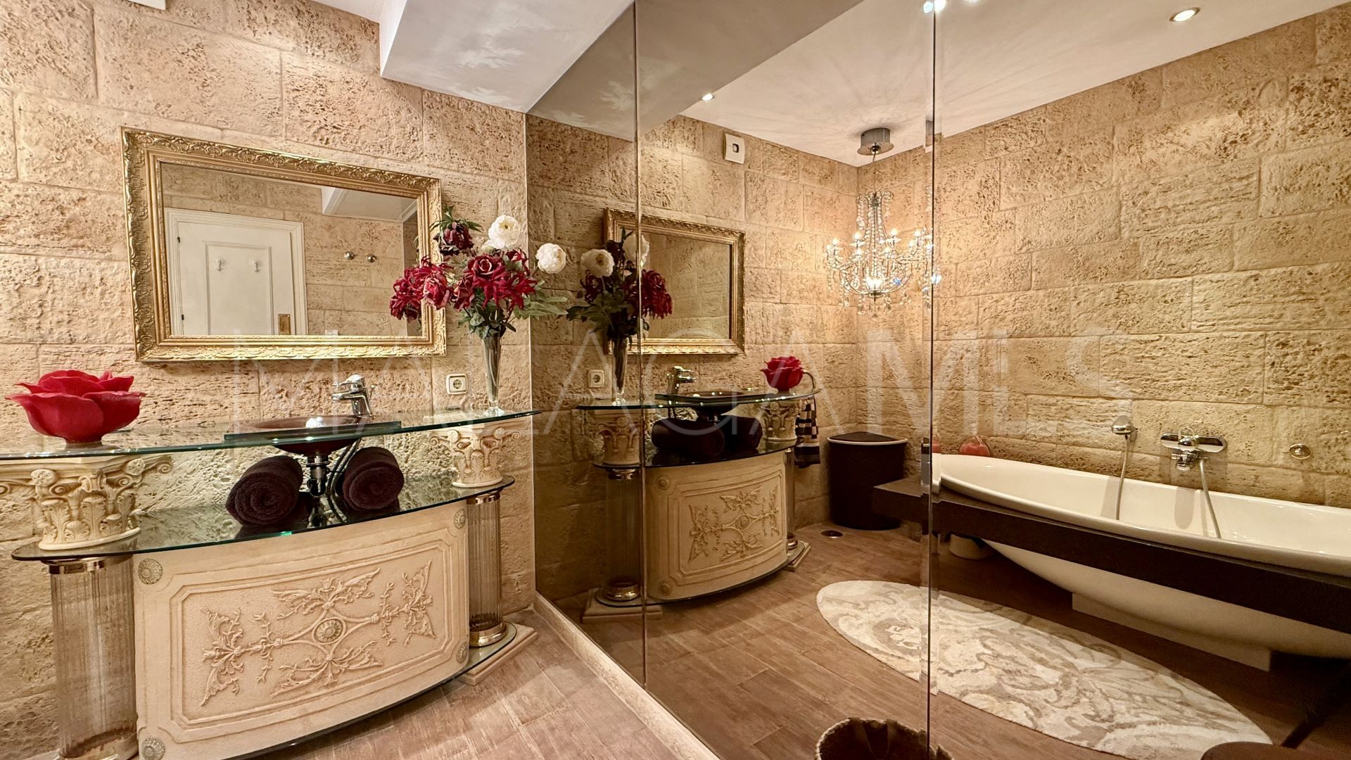 El Presidente apartment for sale