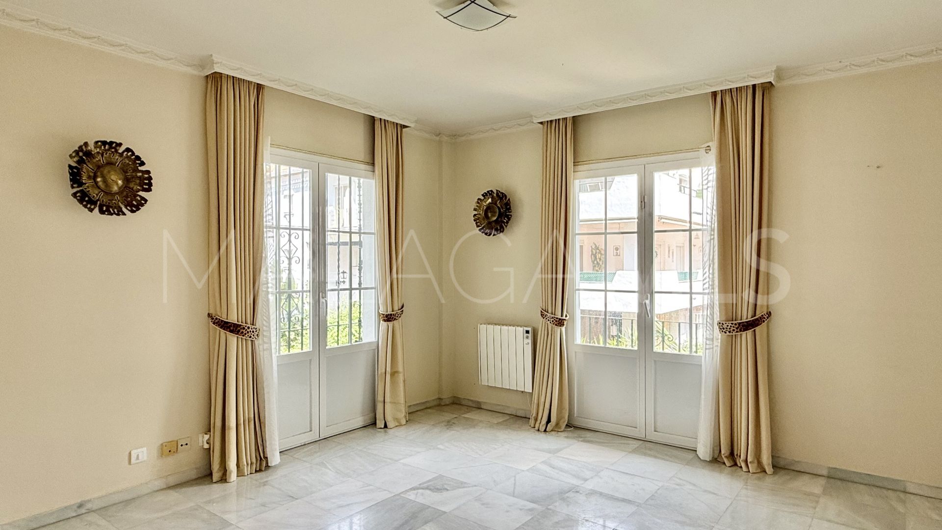 El Presidente apartment for sale