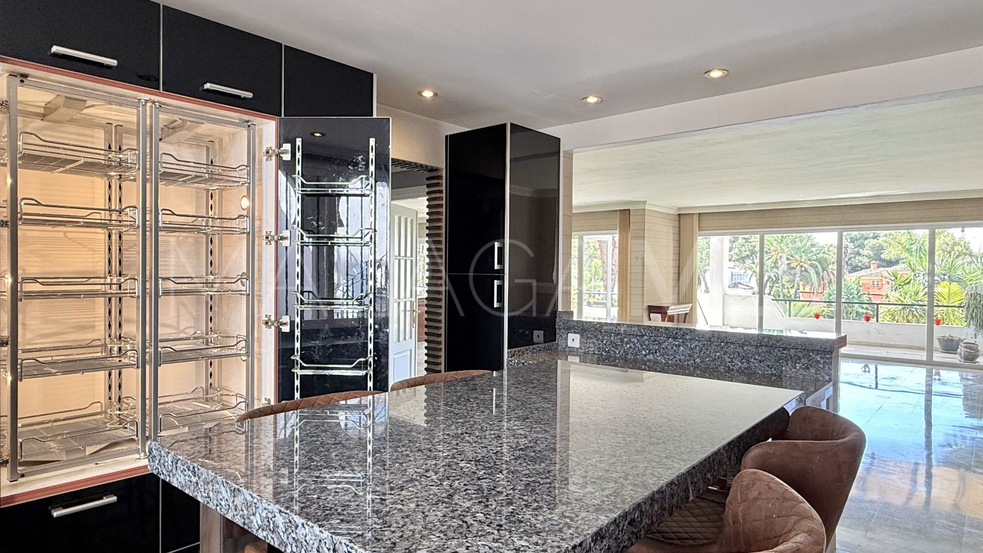 El Presidente apartment for sale