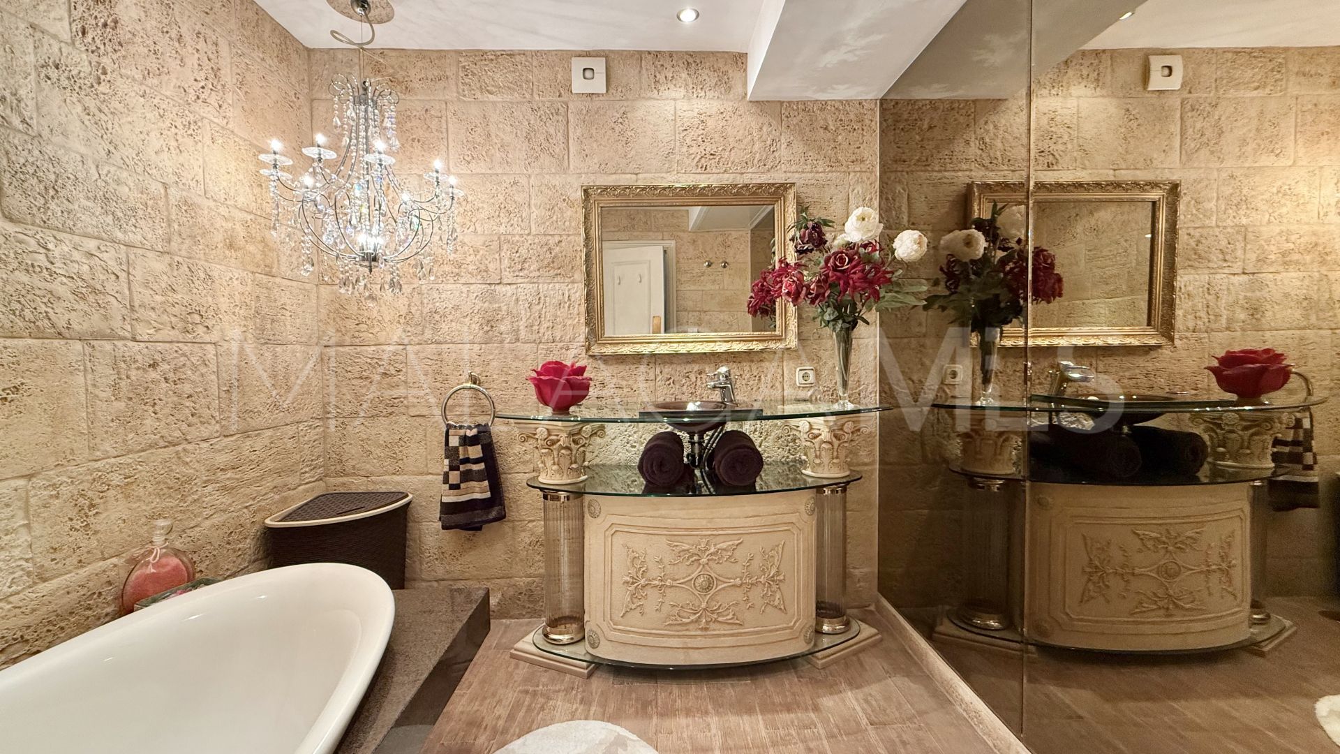 El Presidente apartment for sale