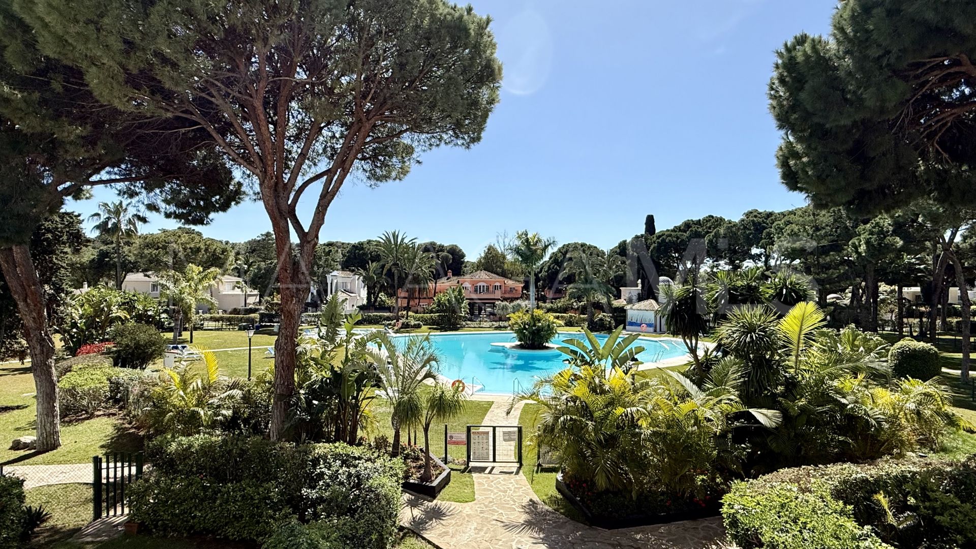 El Presidente apartment for sale