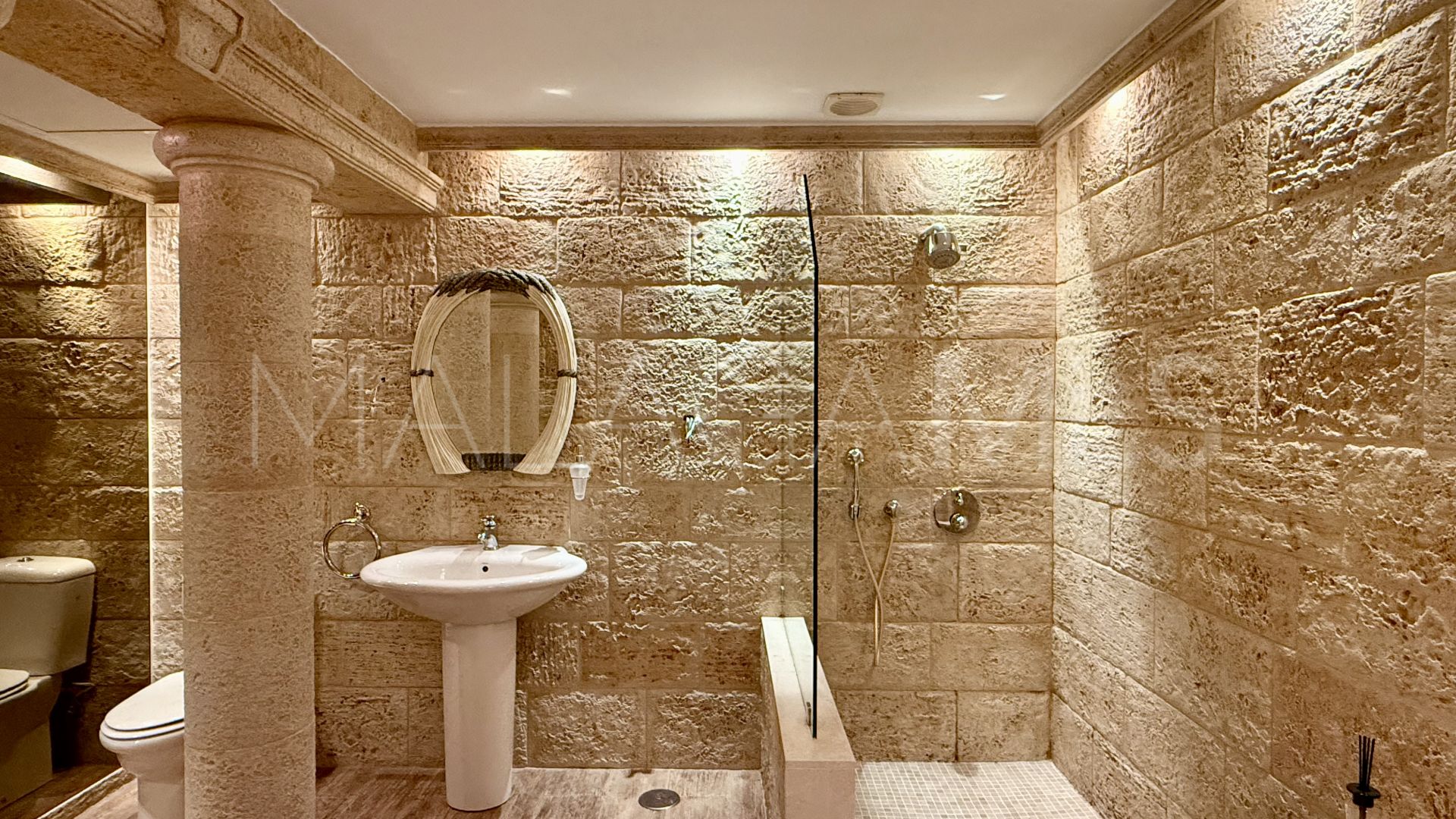 El Presidente apartment for sale