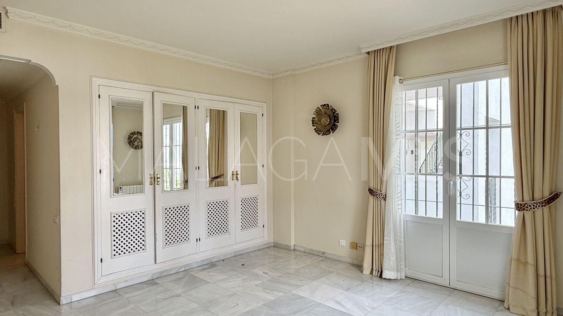 El Presidente apartment for sale
