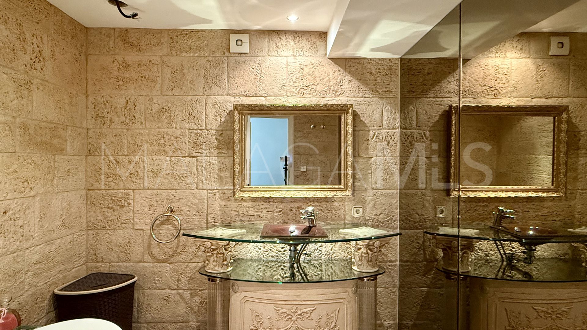 El Presidente apartment for sale