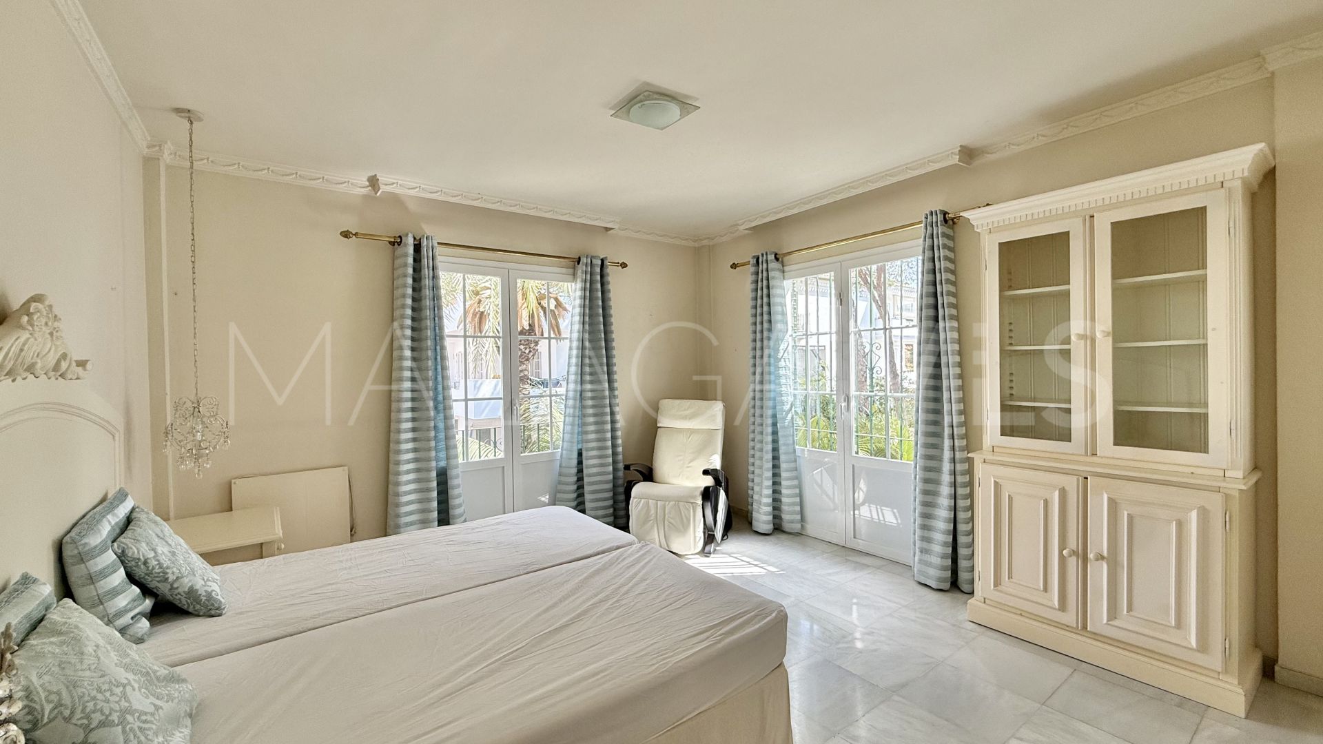 El Presidente apartment for sale