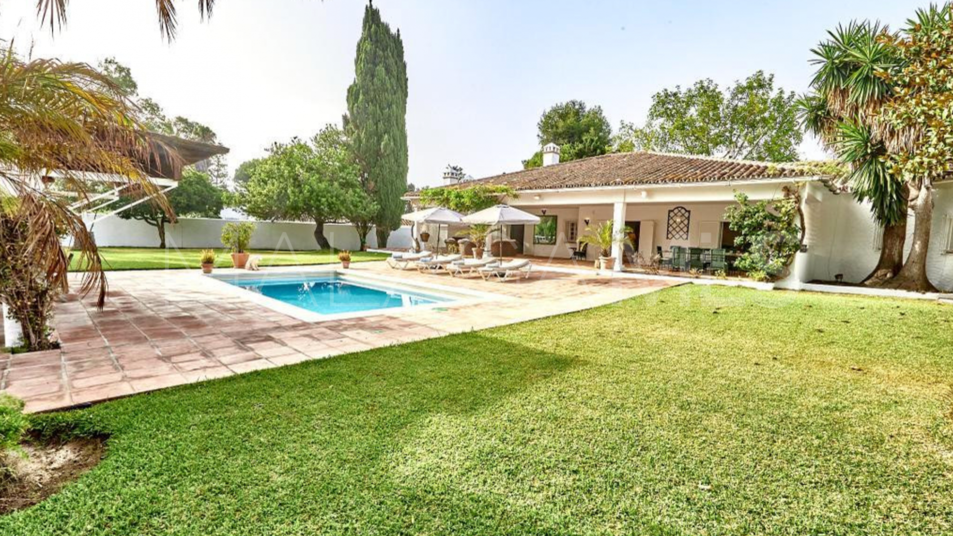 Villa for sale in Casasola