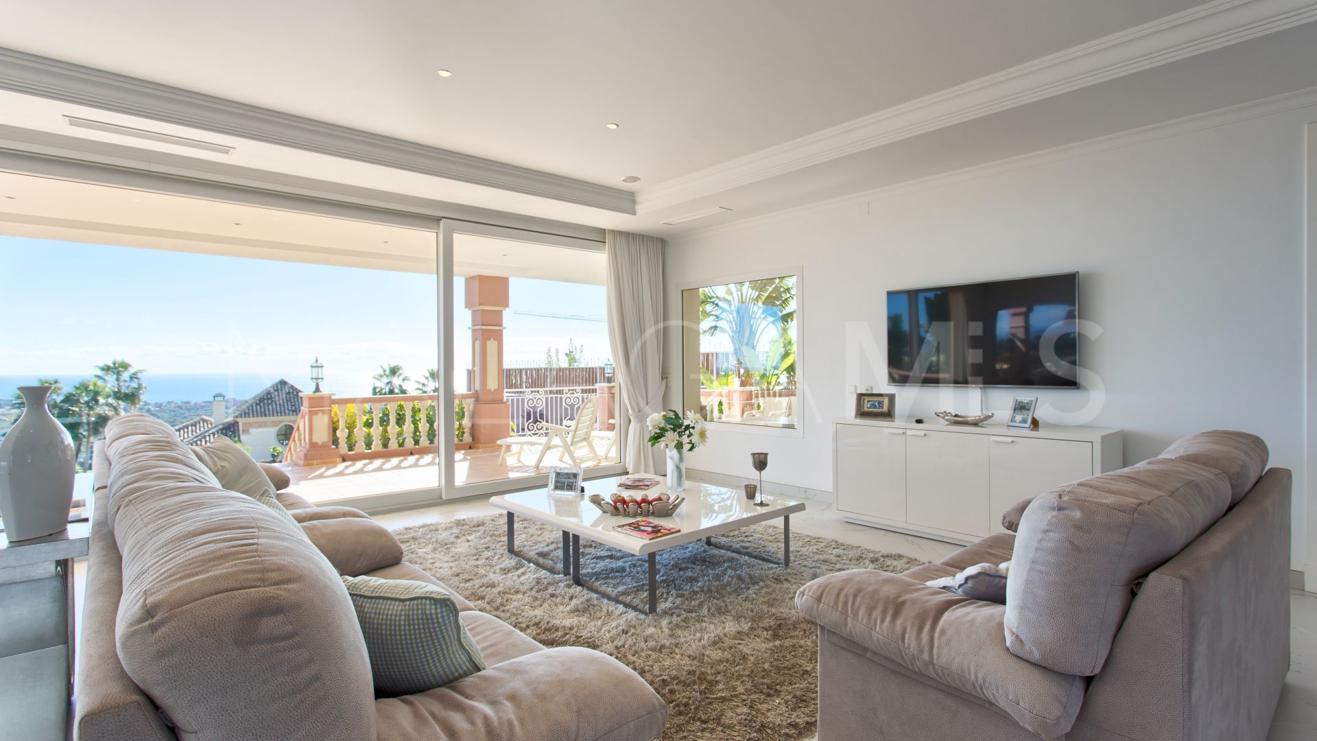 Villa a la venta in Los Flamingos Golf de 8 bedrooms