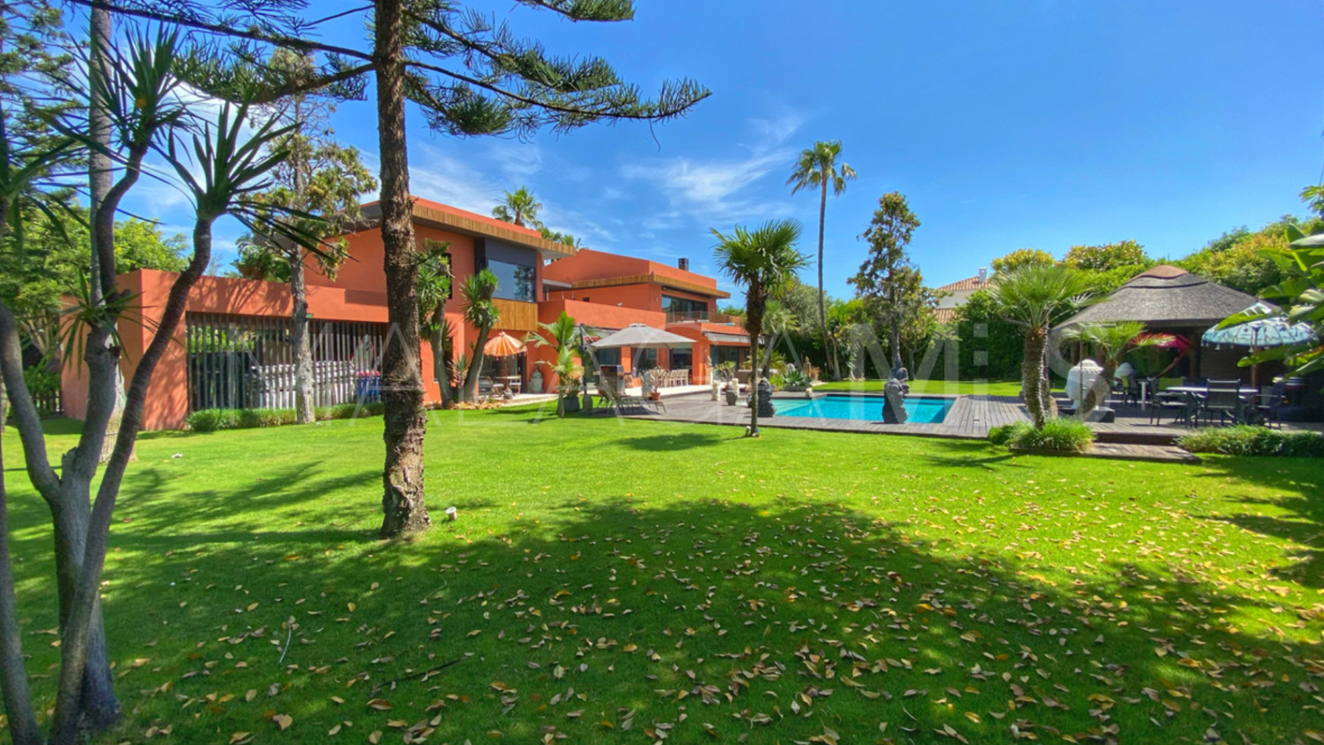 Villa for sale in Casasola