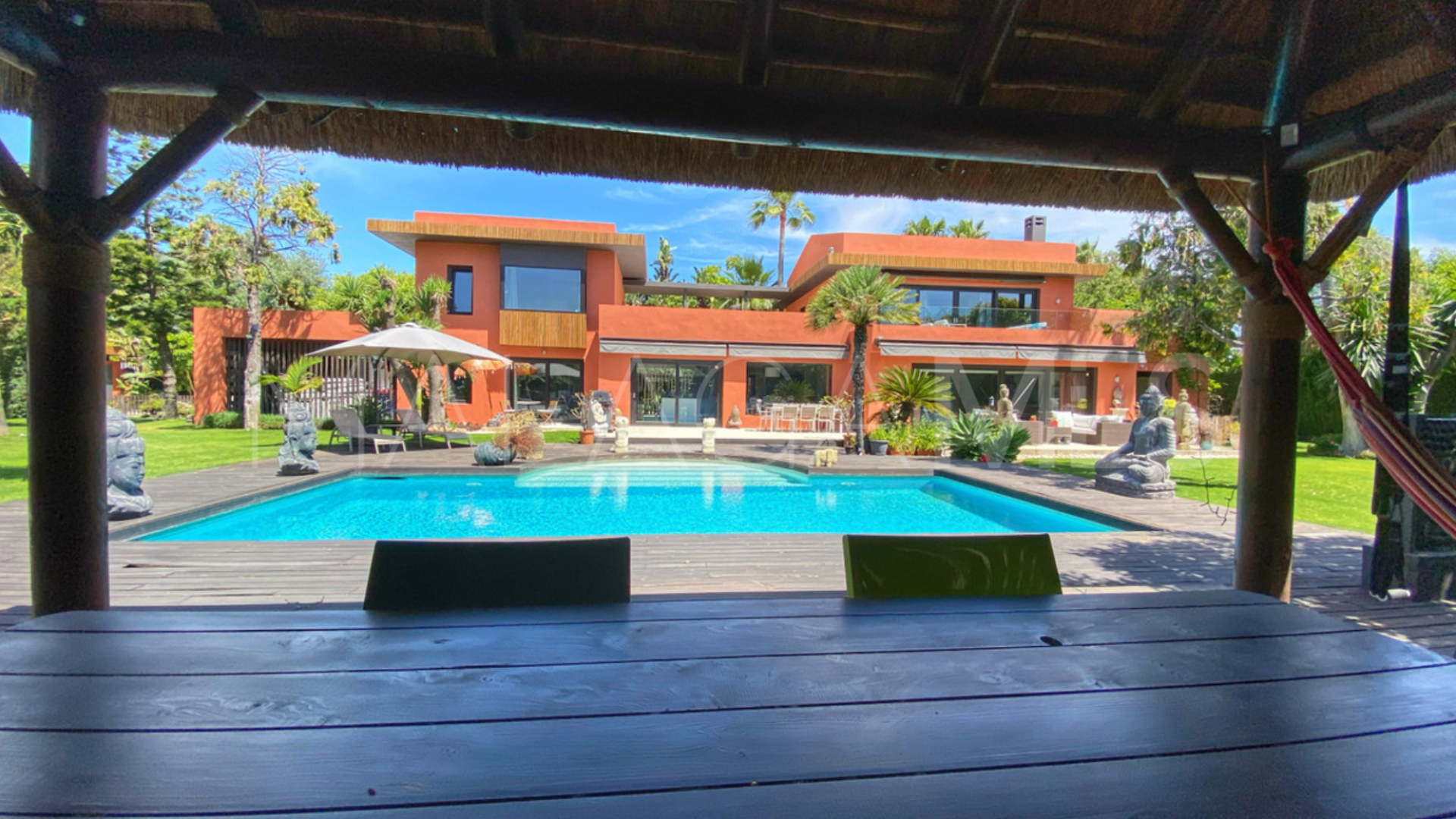 Villa for sale in Casasola