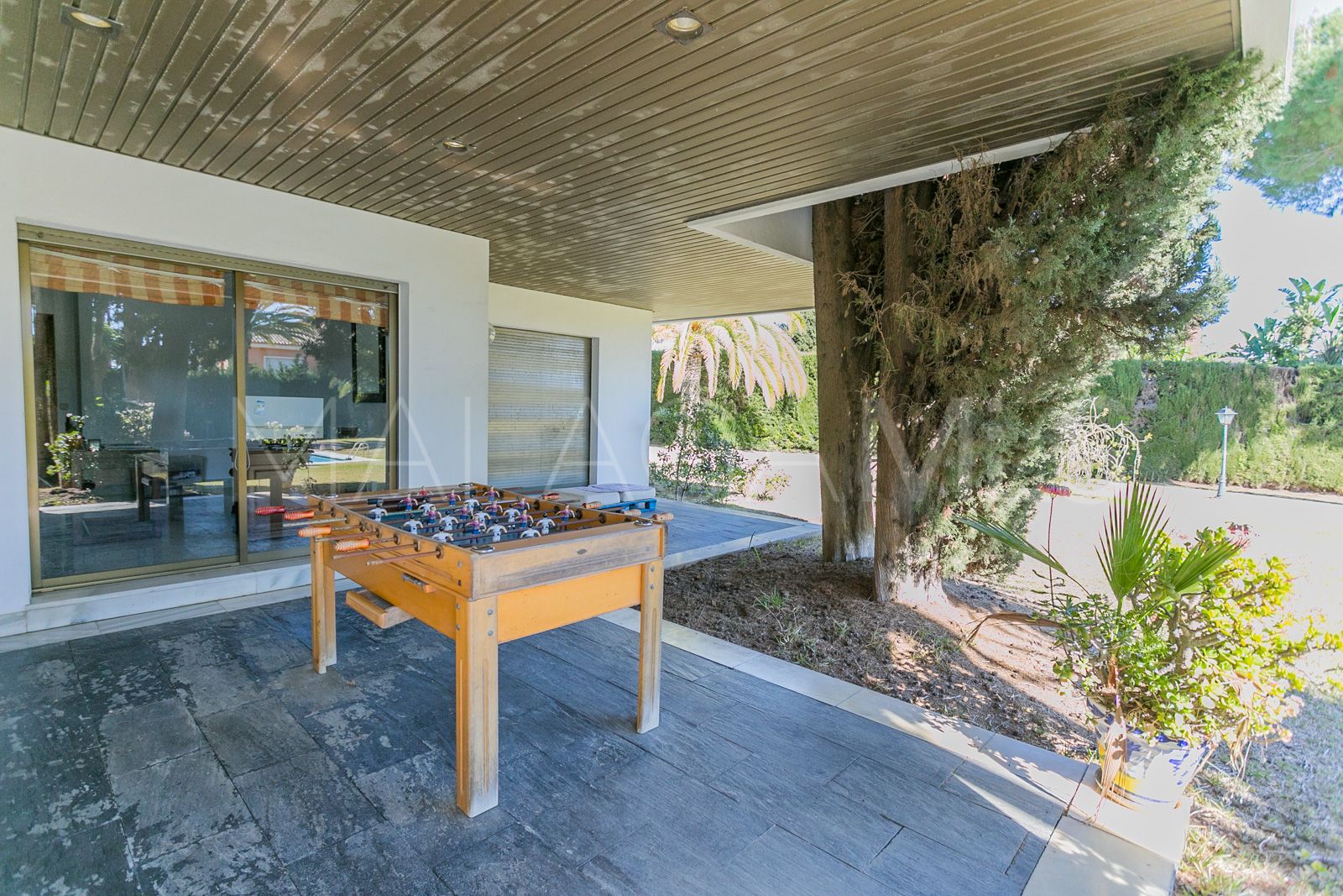Villa for sale in Guadalmina Baja