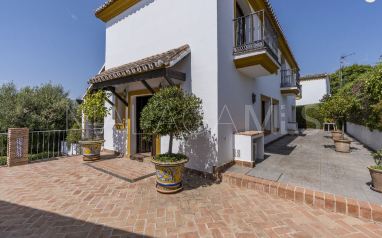 Villa for sale in El Pilar