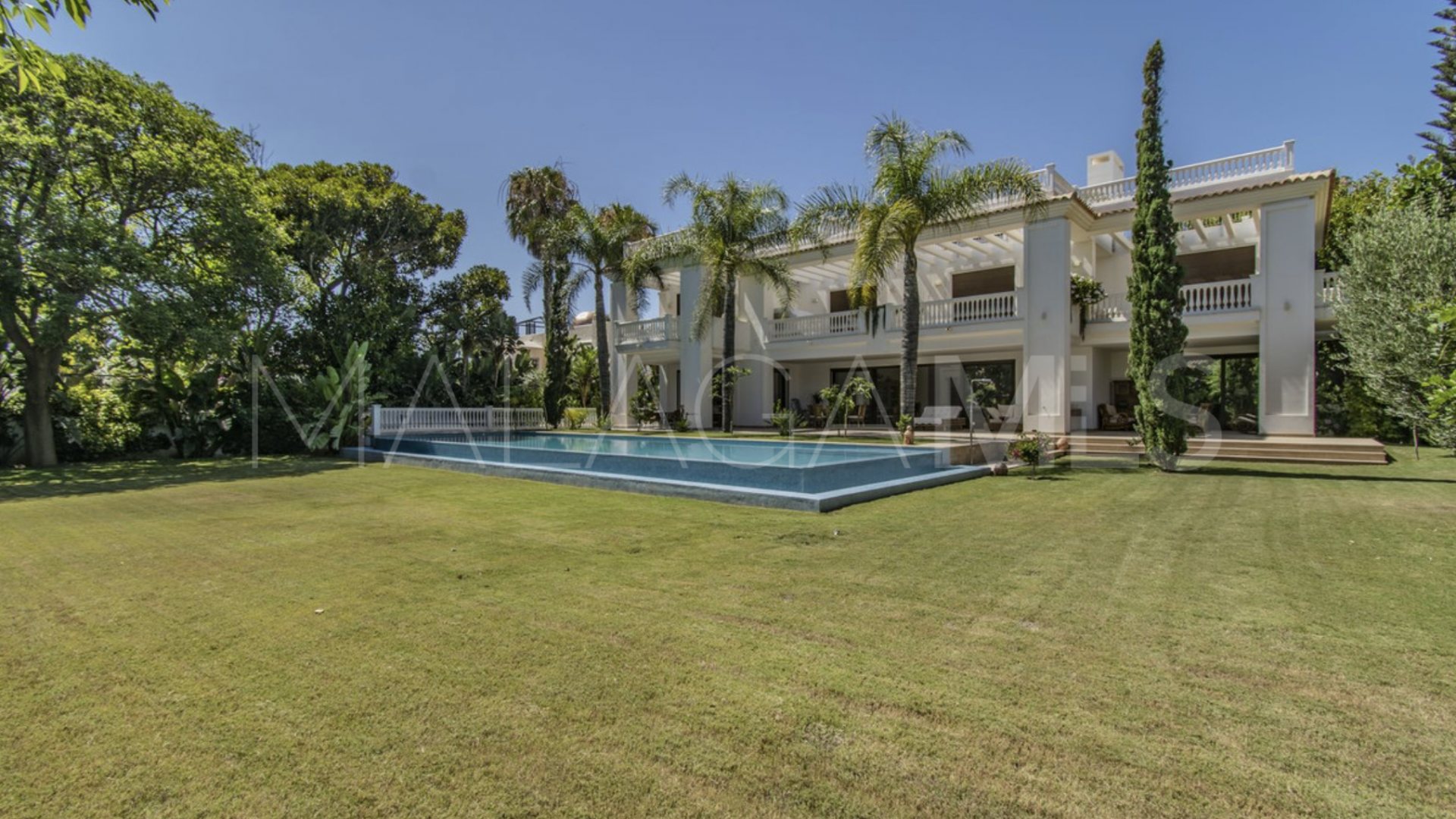 Villa for sale in Casasola