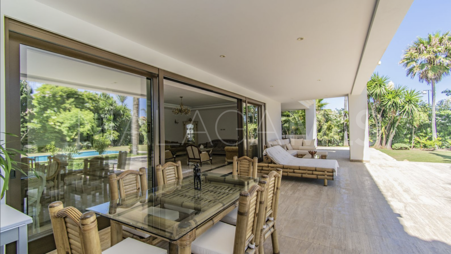 Villa for sale in Casasola