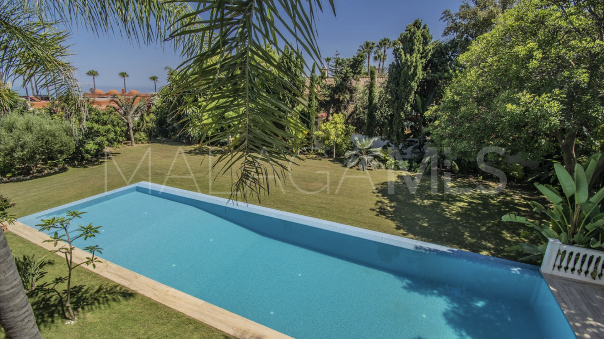Villa for sale in Casasola