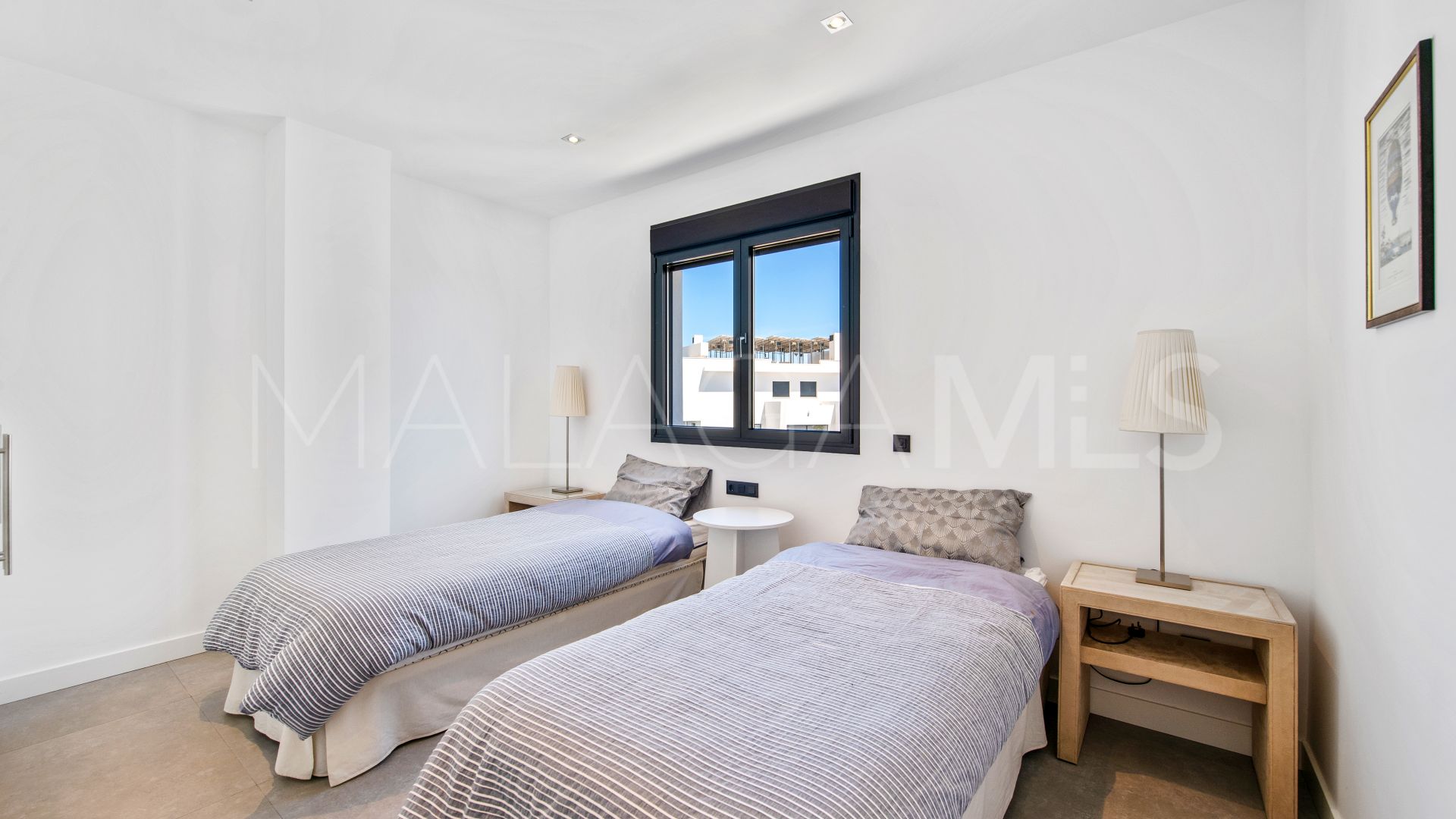 4 bedrooms penthouse for sale in Mirador de Estepona Hills