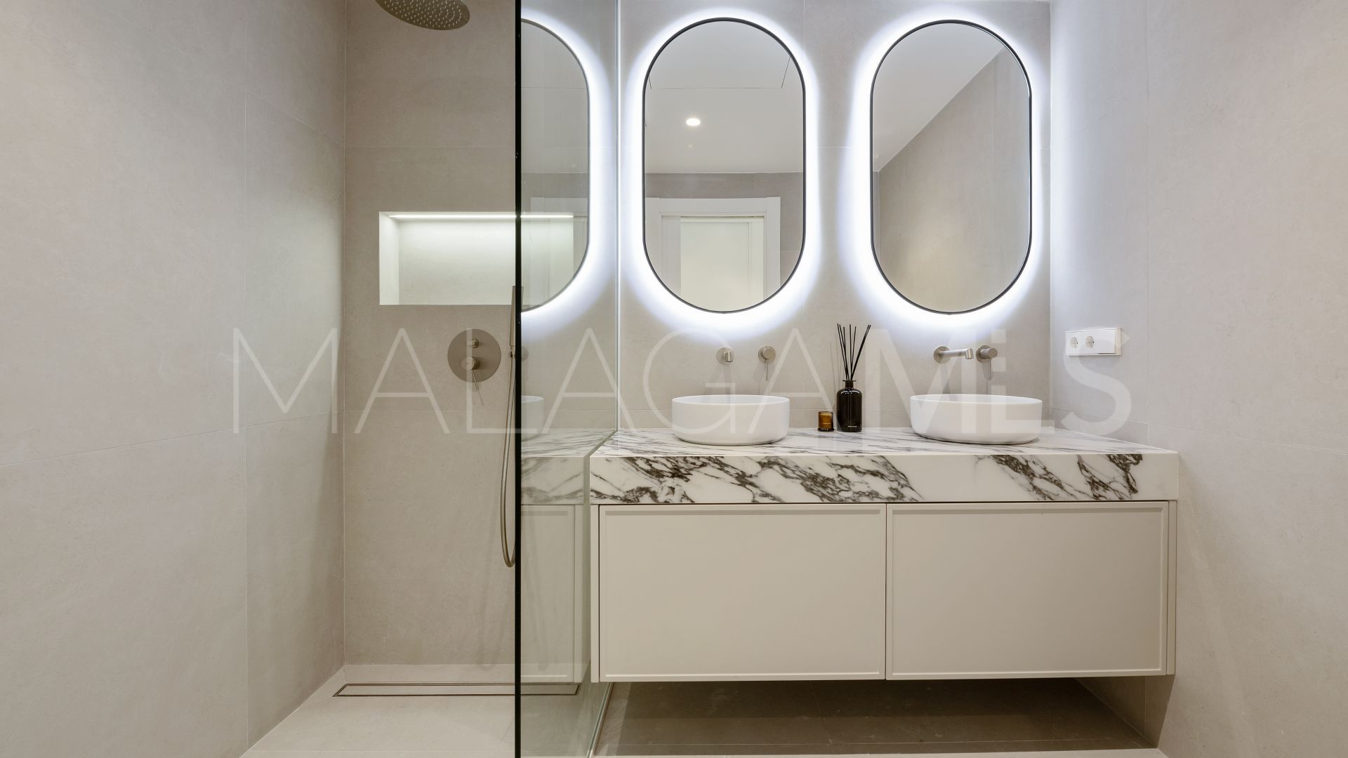 Zweistöckiges penthouse for sale in Altos de La Quinta