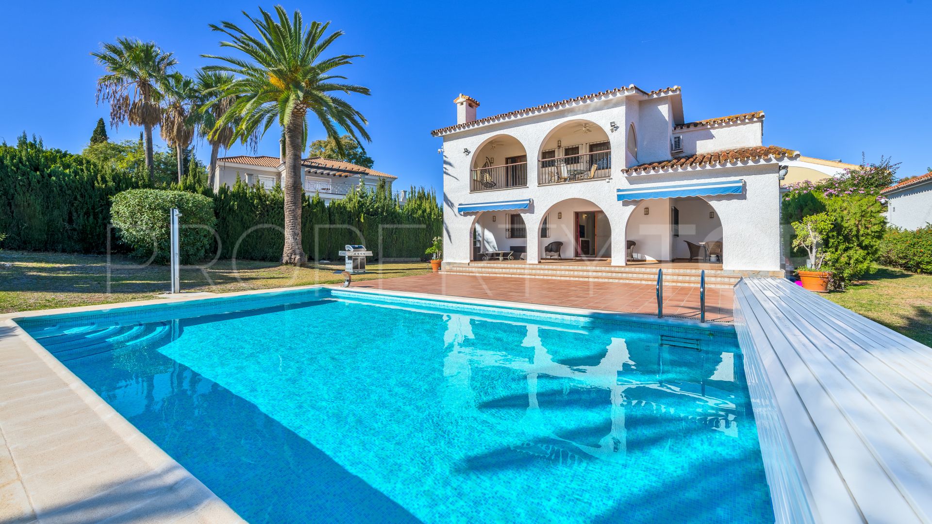 Villa for sale in Atalaya with 5 bedrooms