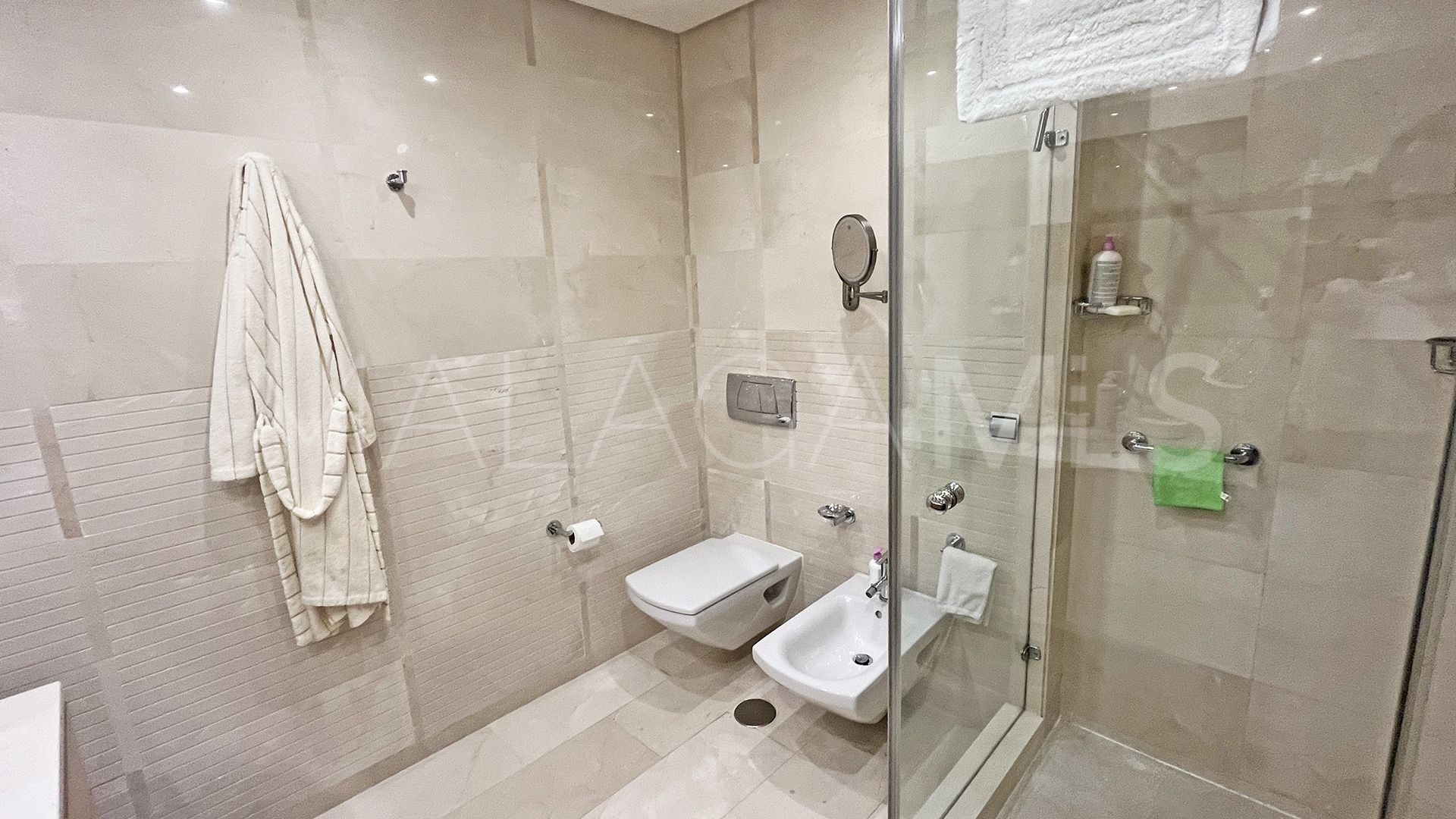 2 bedrooms Mansion Club apartment for sale