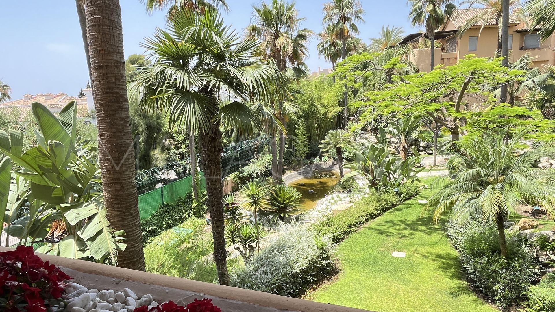2 bedrooms Mansion Club apartment for sale