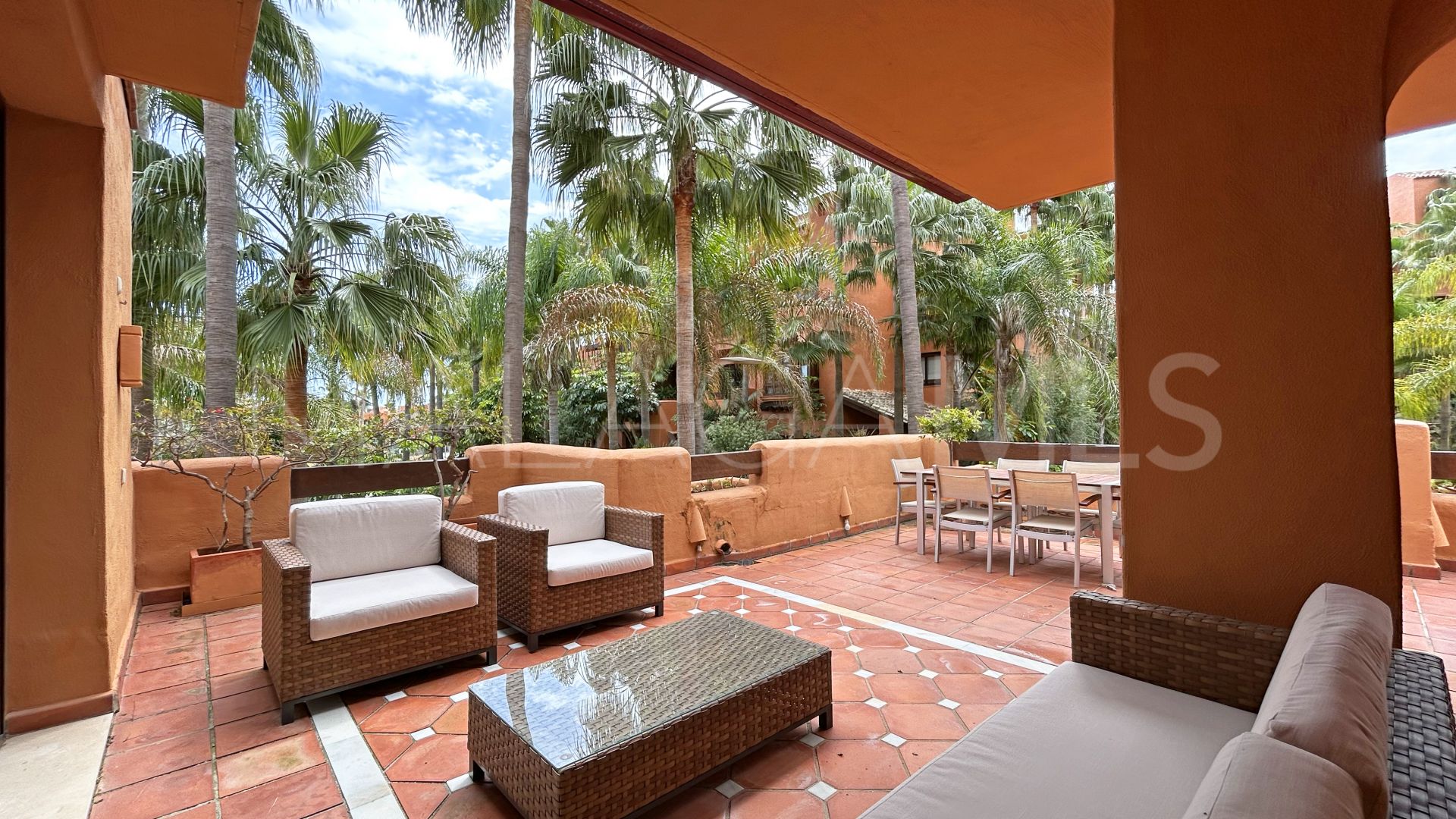 For sale La Alzambra Hill Club 3 bedrooms duplex penthouse