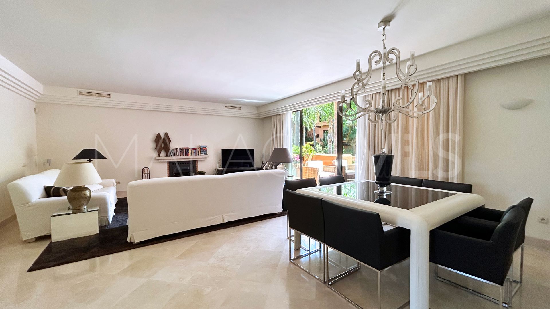 For sale La Alzambra Hill Club 3 bedrooms duplex penthouse