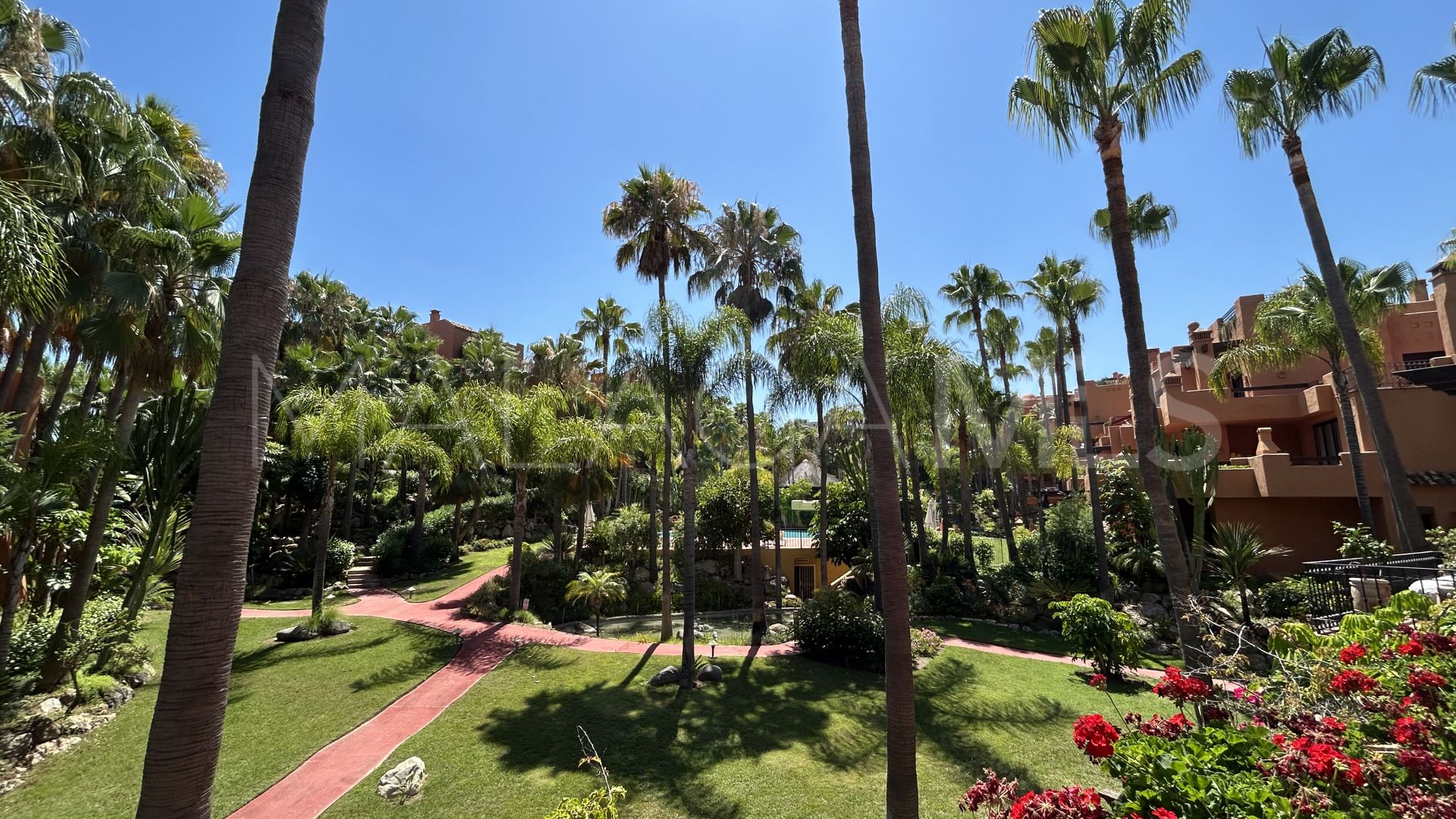 For sale La Alzambra Hill Club 3 bedrooms duplex penthouse