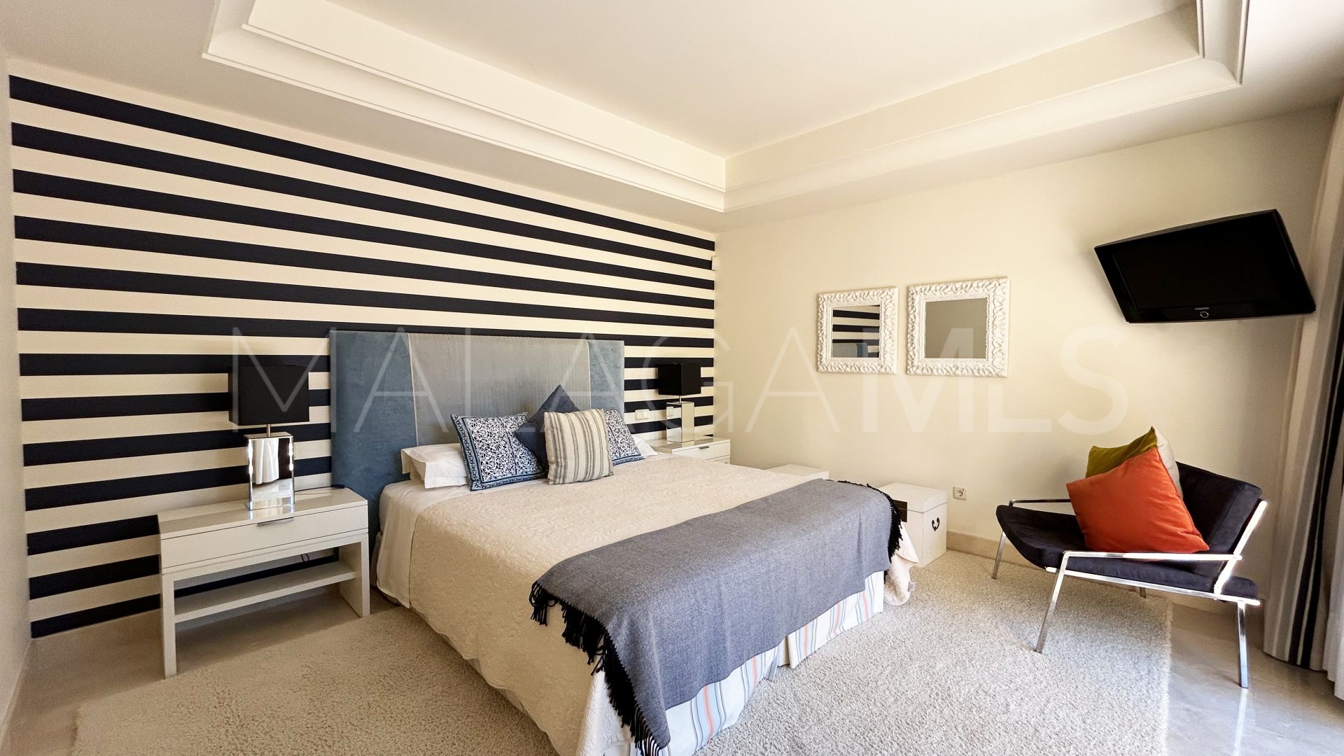 For sale La Alzambra Hill Club 3 bedrooms duplex penthouse