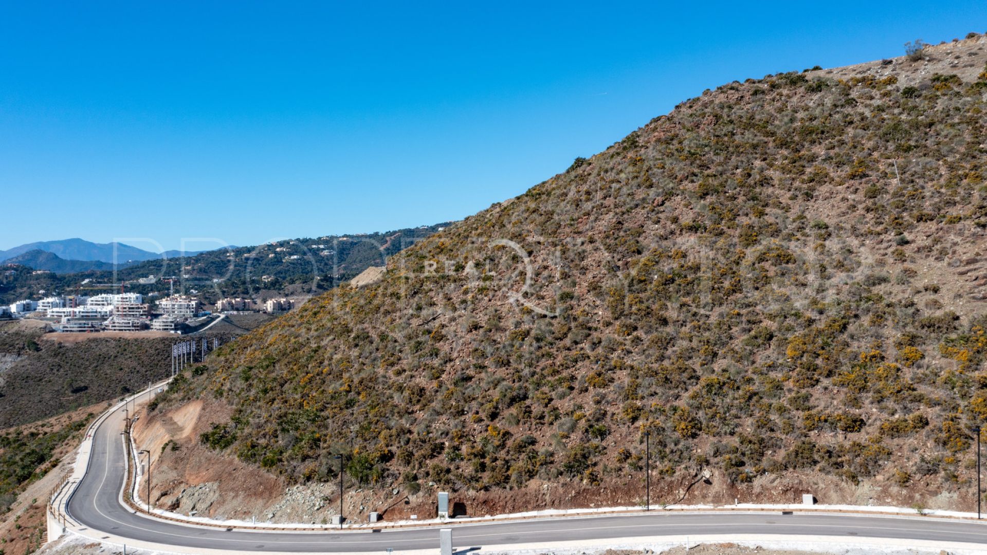 Parcela a la venta en Benahavis