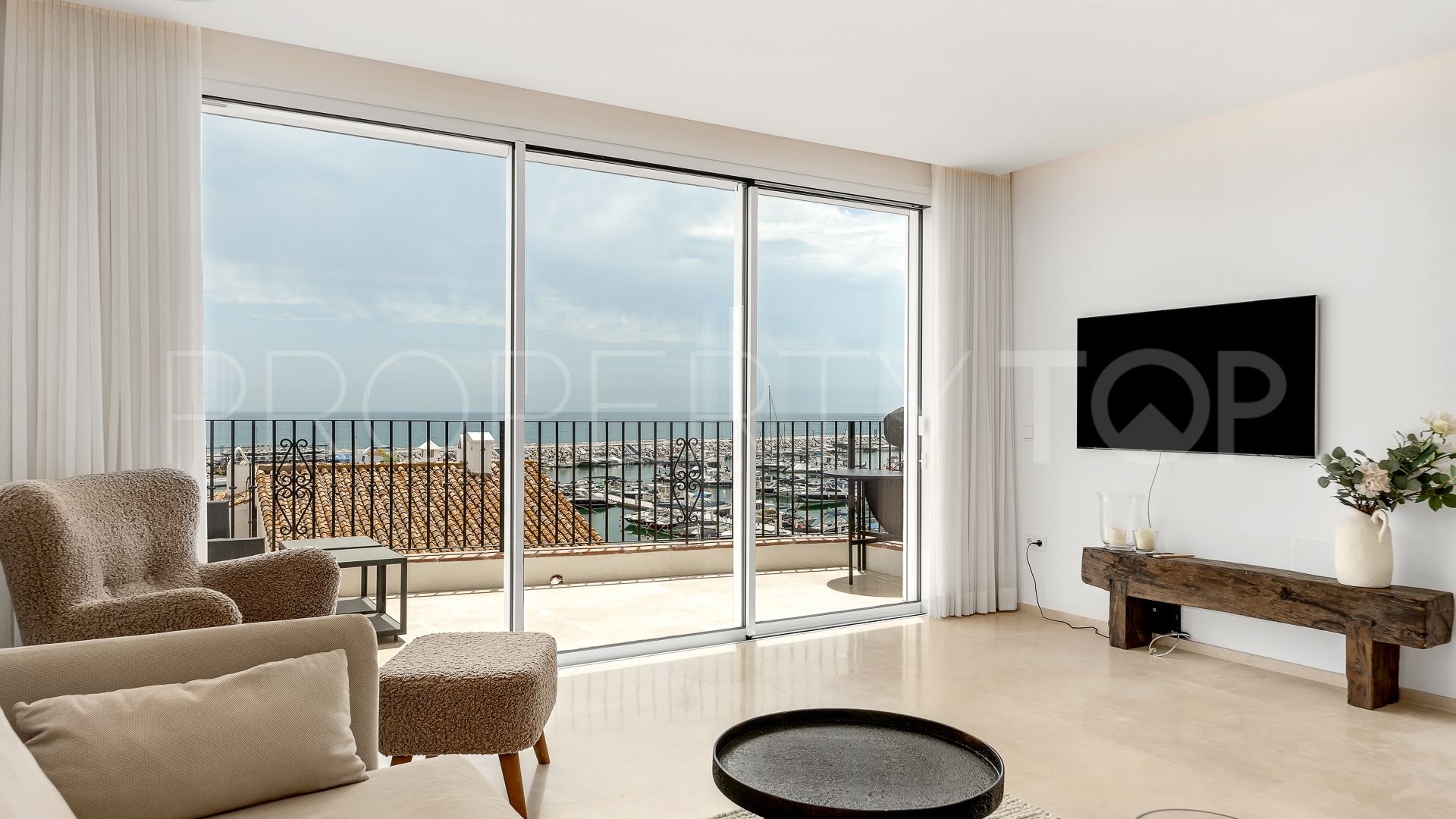 2 bedrooms penthouse for sale in Puerto