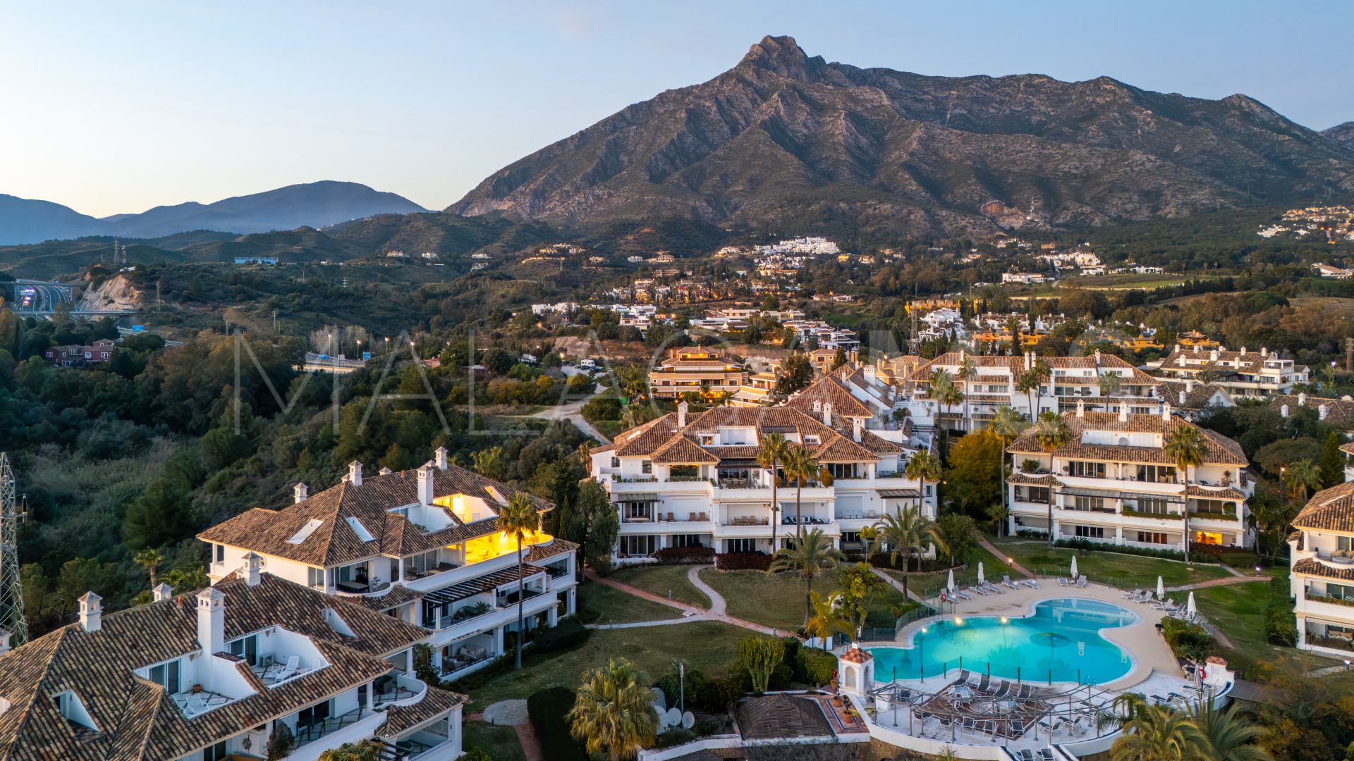 3 bedrooms duplex penthouse for sale in Monte Paraiso