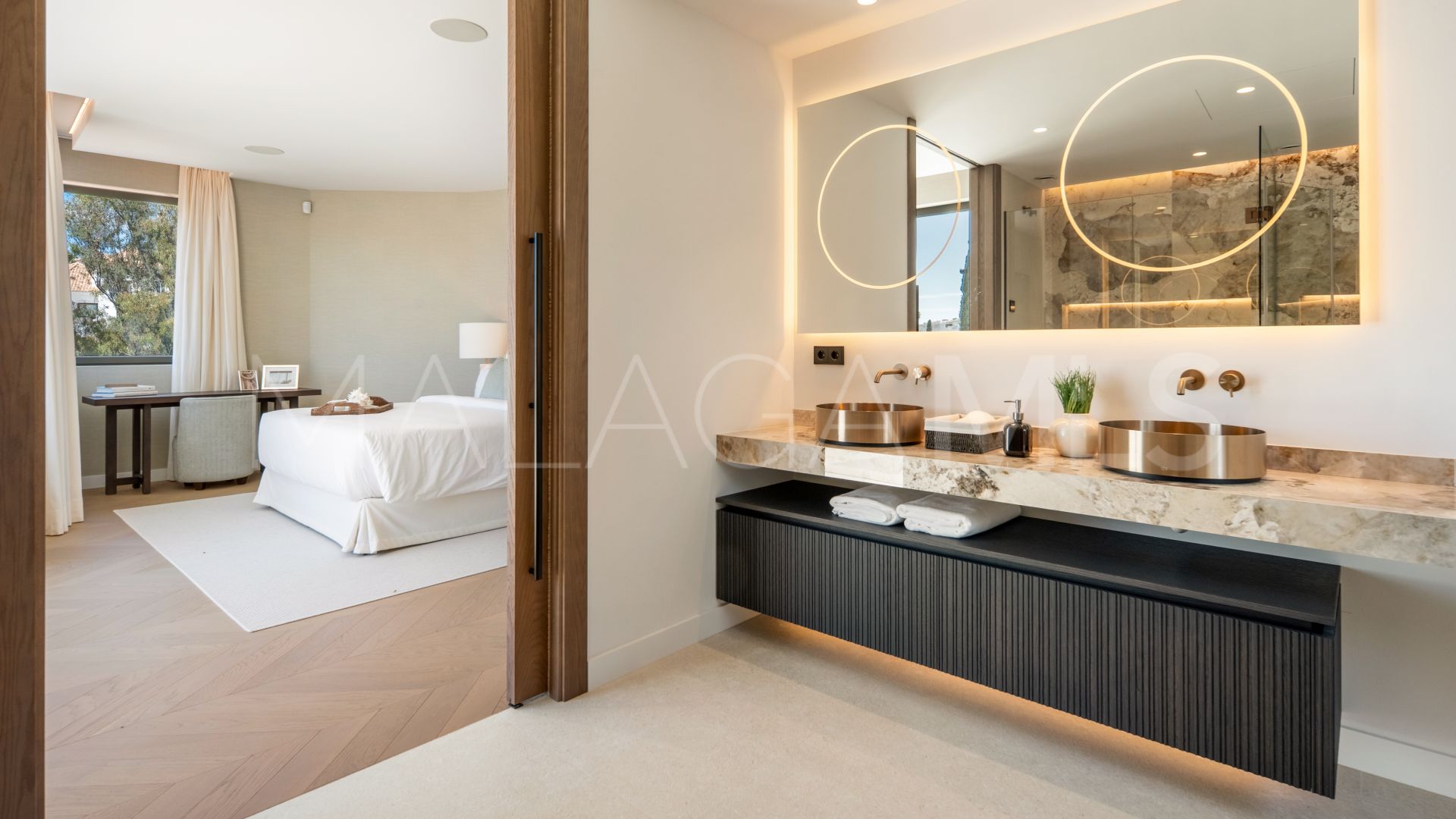 Villa for sale in El Herrojo